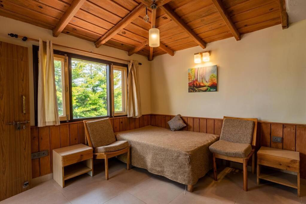 Pet-friendly 2br W Mountain View C4 Holiday home