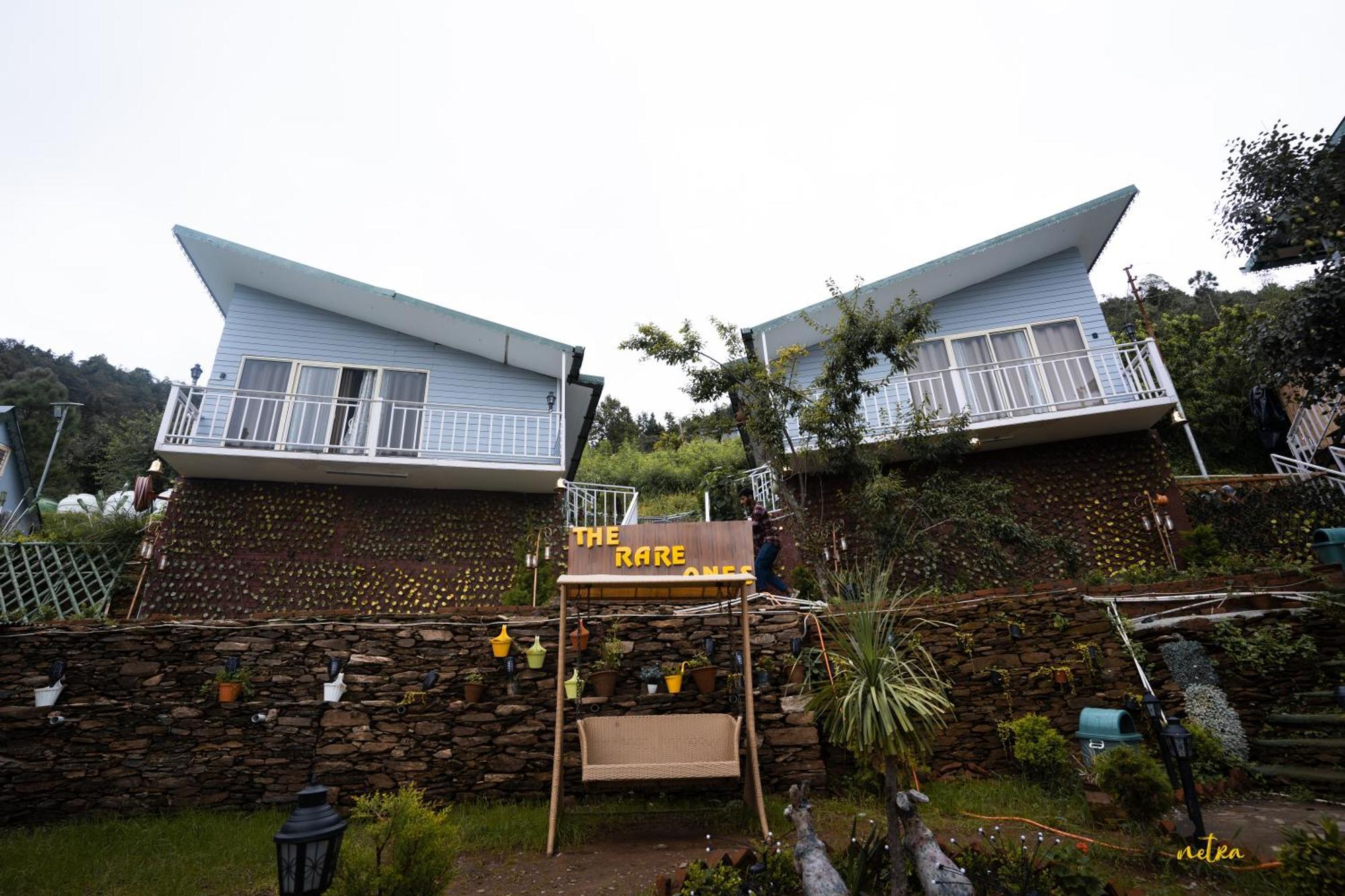 The Rare One's - & Cafe * Mukteshwar