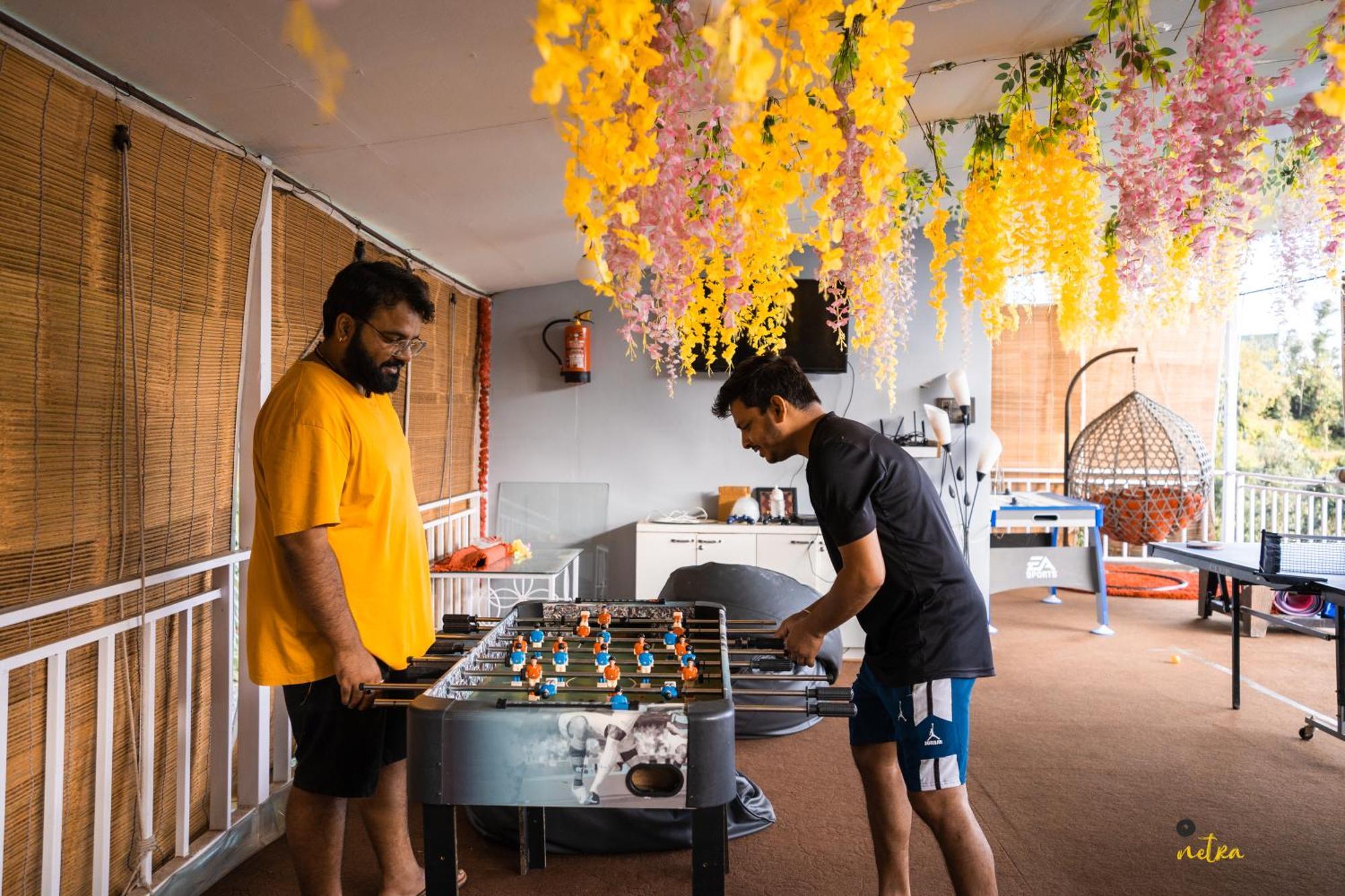 The Rare One's - & Cafe Homestay Mukteshwar