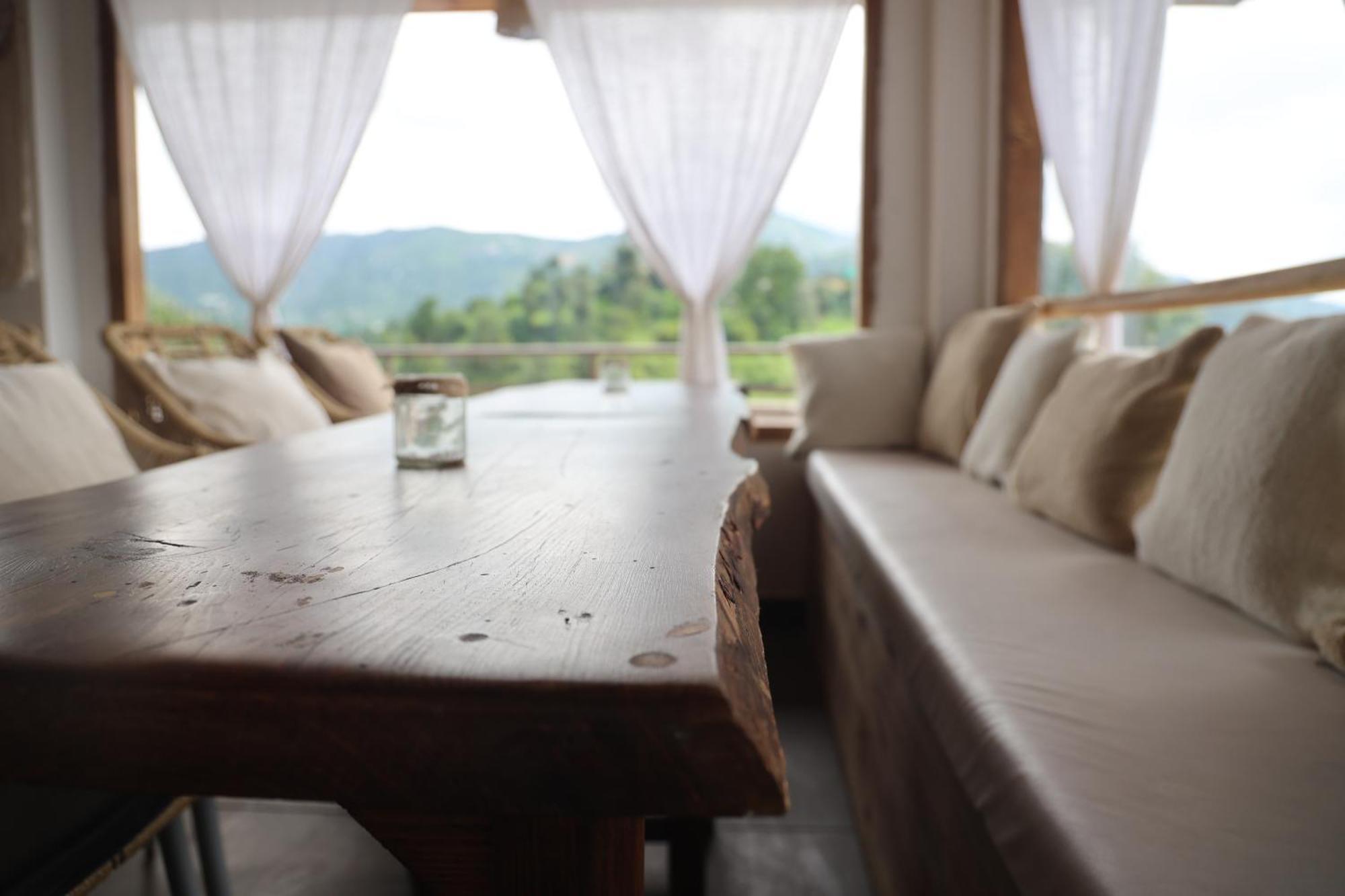 Yo Homestay