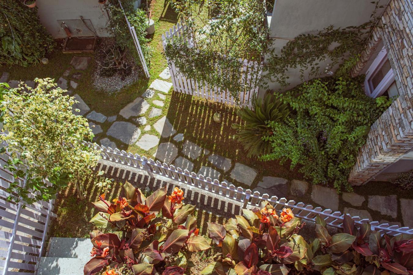 The Birdcage, Hotel Mukteshwar