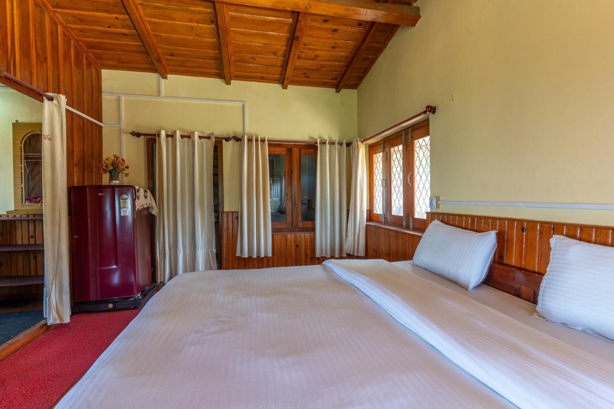 Blue Magpie- Himalayan Experience In Local Living Homestay Mukteshwar