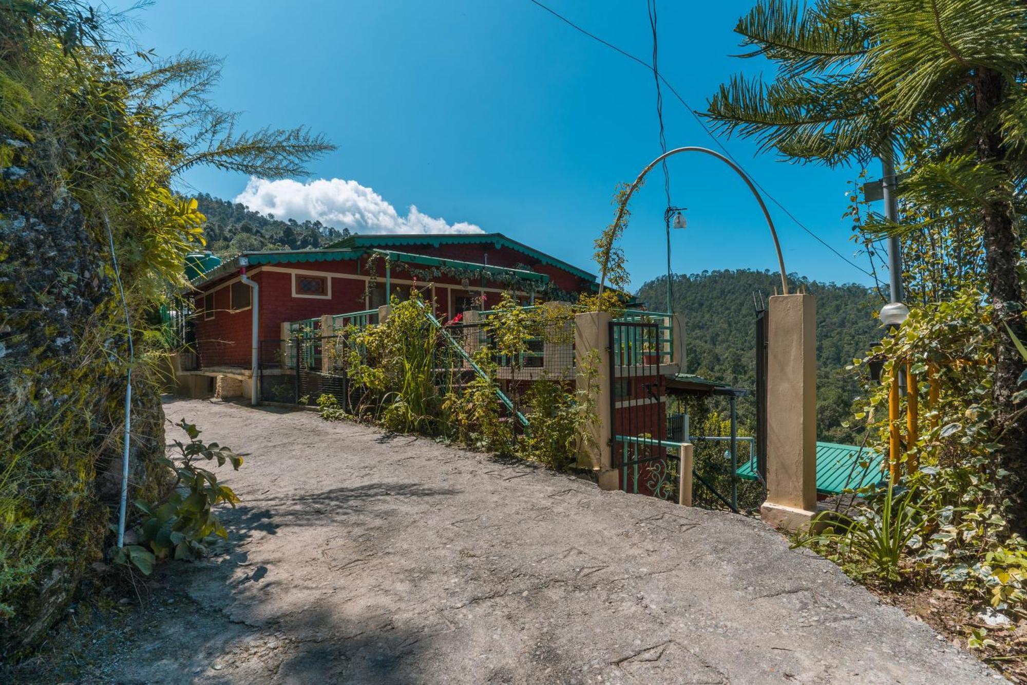 Blue Magpie- Himalayan Experience In Local Living Homestay *