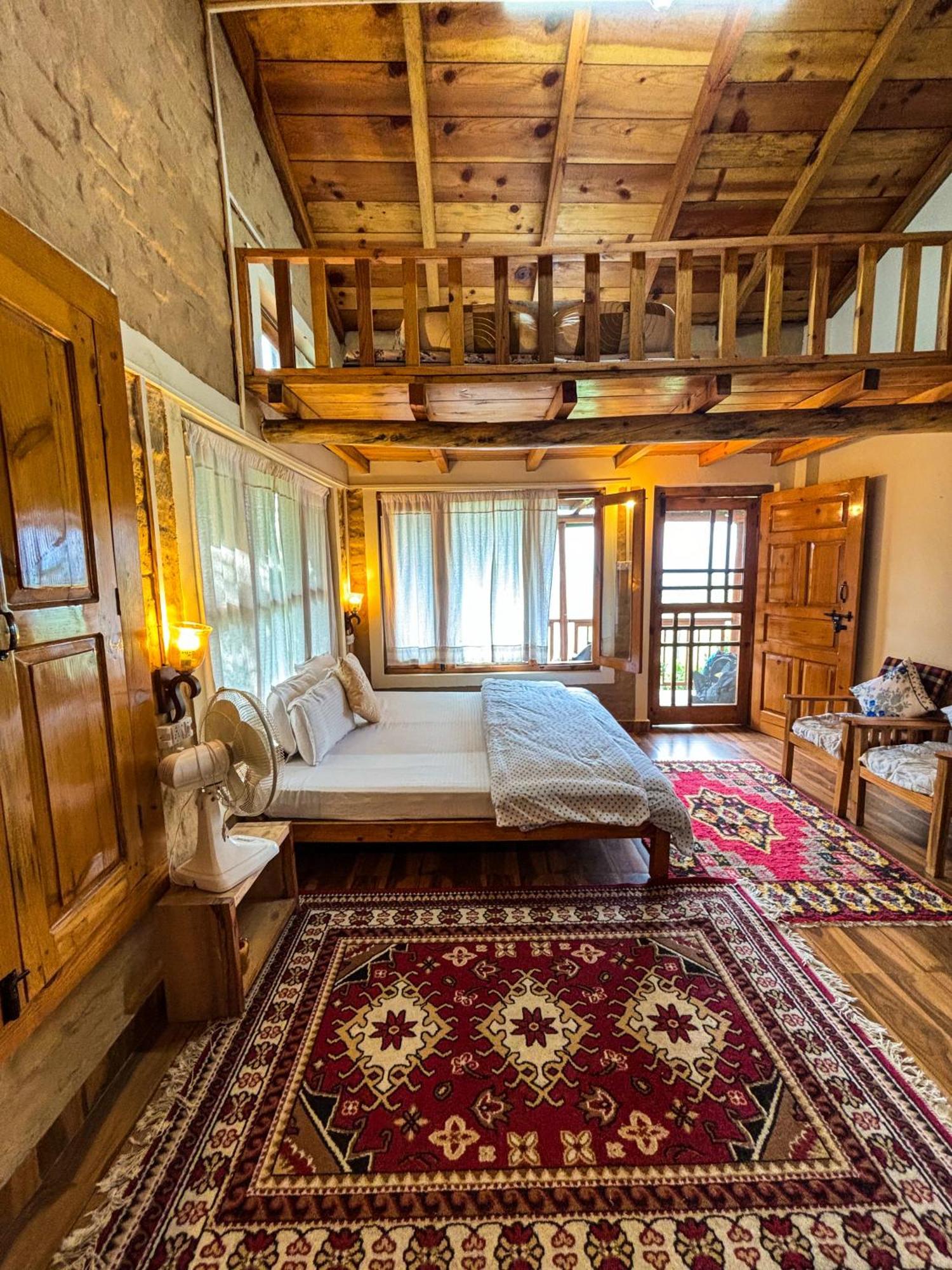 Homestay Odyssey Sathkol