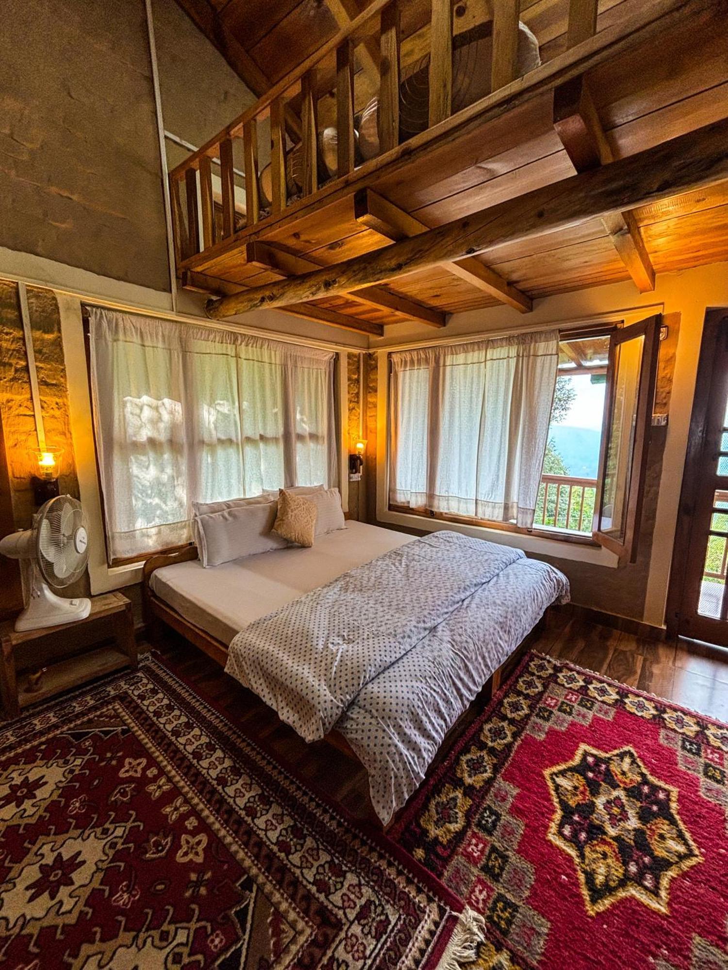 Homestay Odyssey Sathkol *