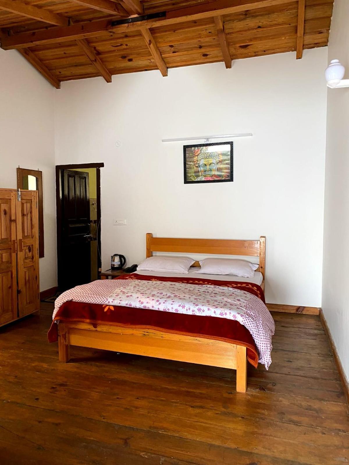 Way Wood Wind Lodge