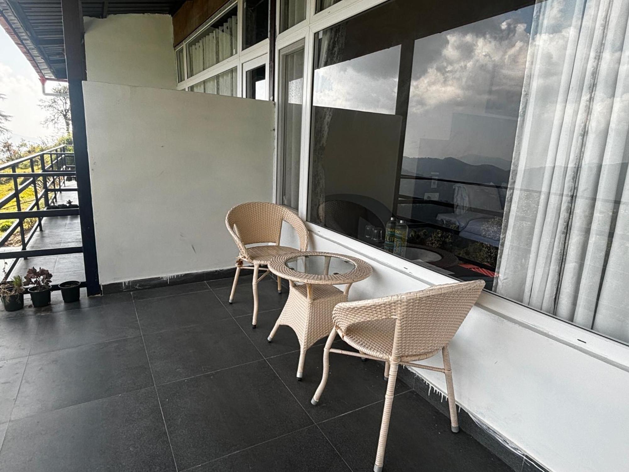 Hotel Blue Lotus Resort Mukteshwar