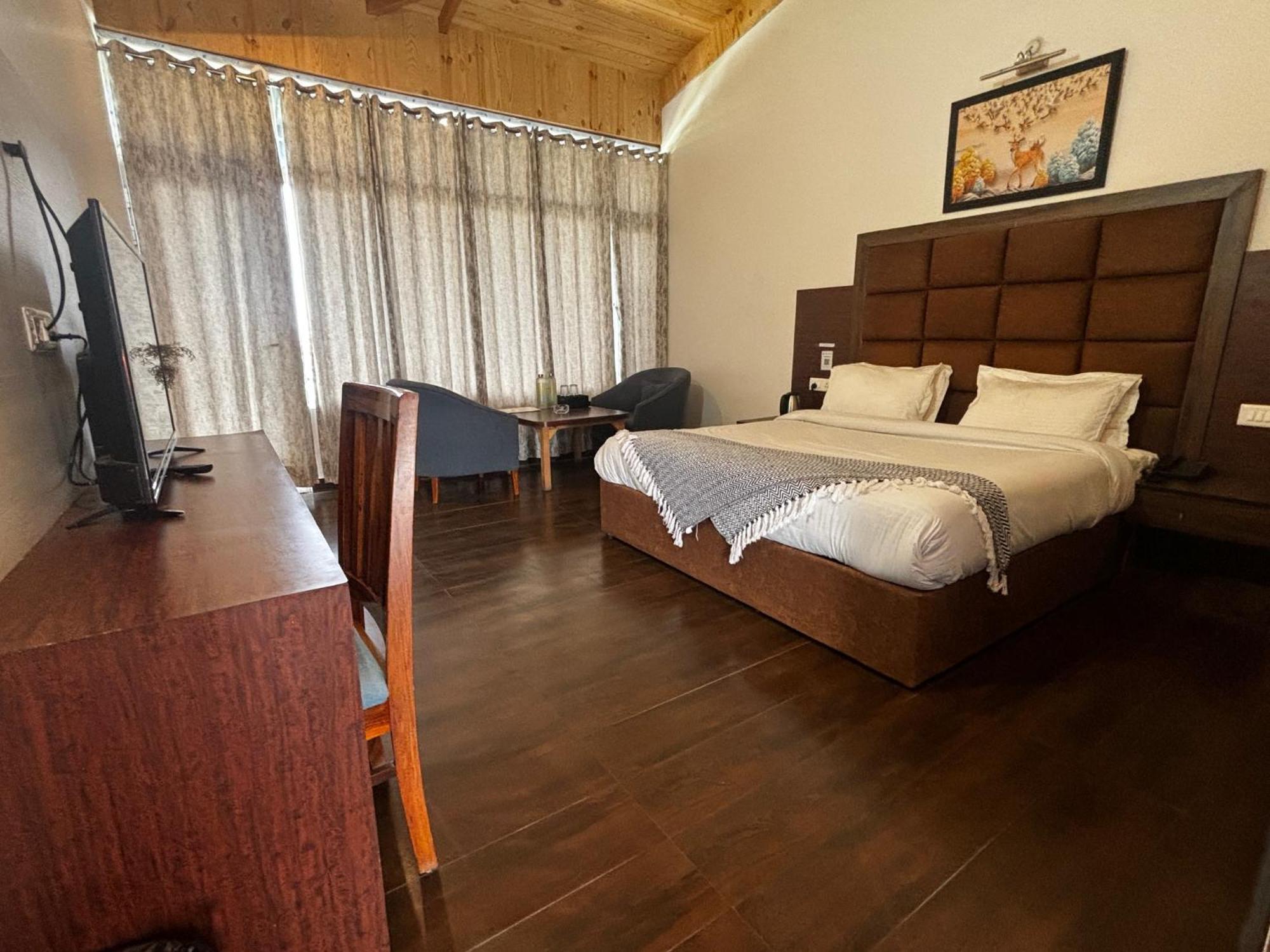 Blue Lotus Resort Mukteshwar
