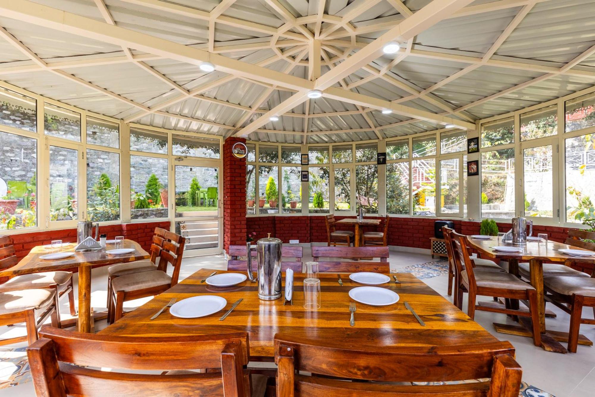 Resort Aranya Mukteshwar