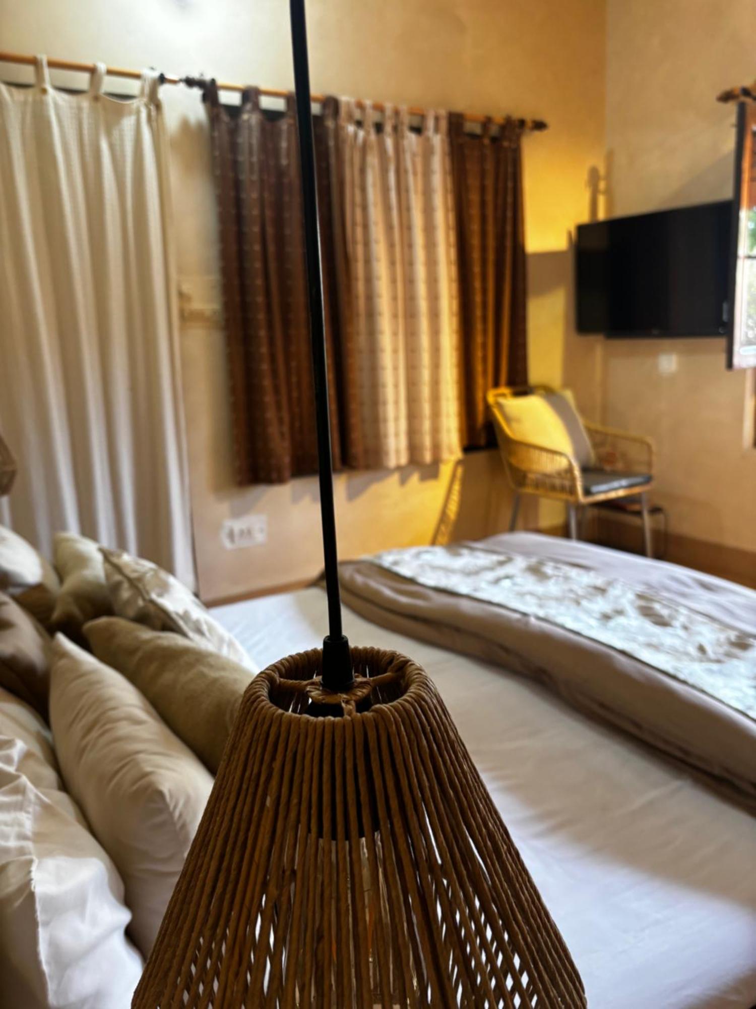 1111 Private - Thhpsociety - - Jacuzzi , Apple Orchard , Private Garden * Mukteshwar