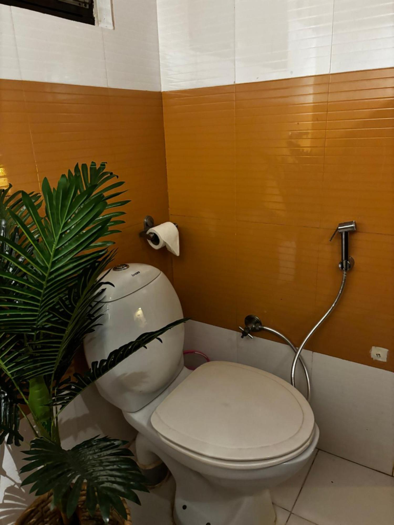 Holiday home 1111 Private - Thhpsociety - - Jacuzzi , Apple Orchard , Private Garden Mukteshwar