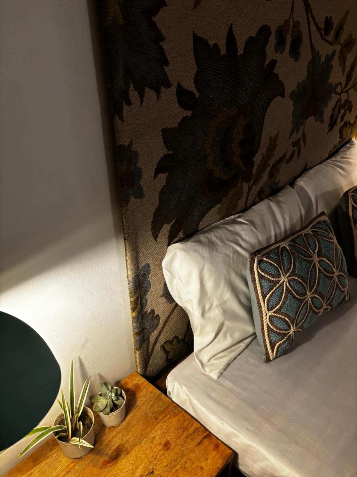 Holiday home 1111 Private - Thhpsociety - - Jacuzzi , Apple Orchard , Private Garden Mukteshwar