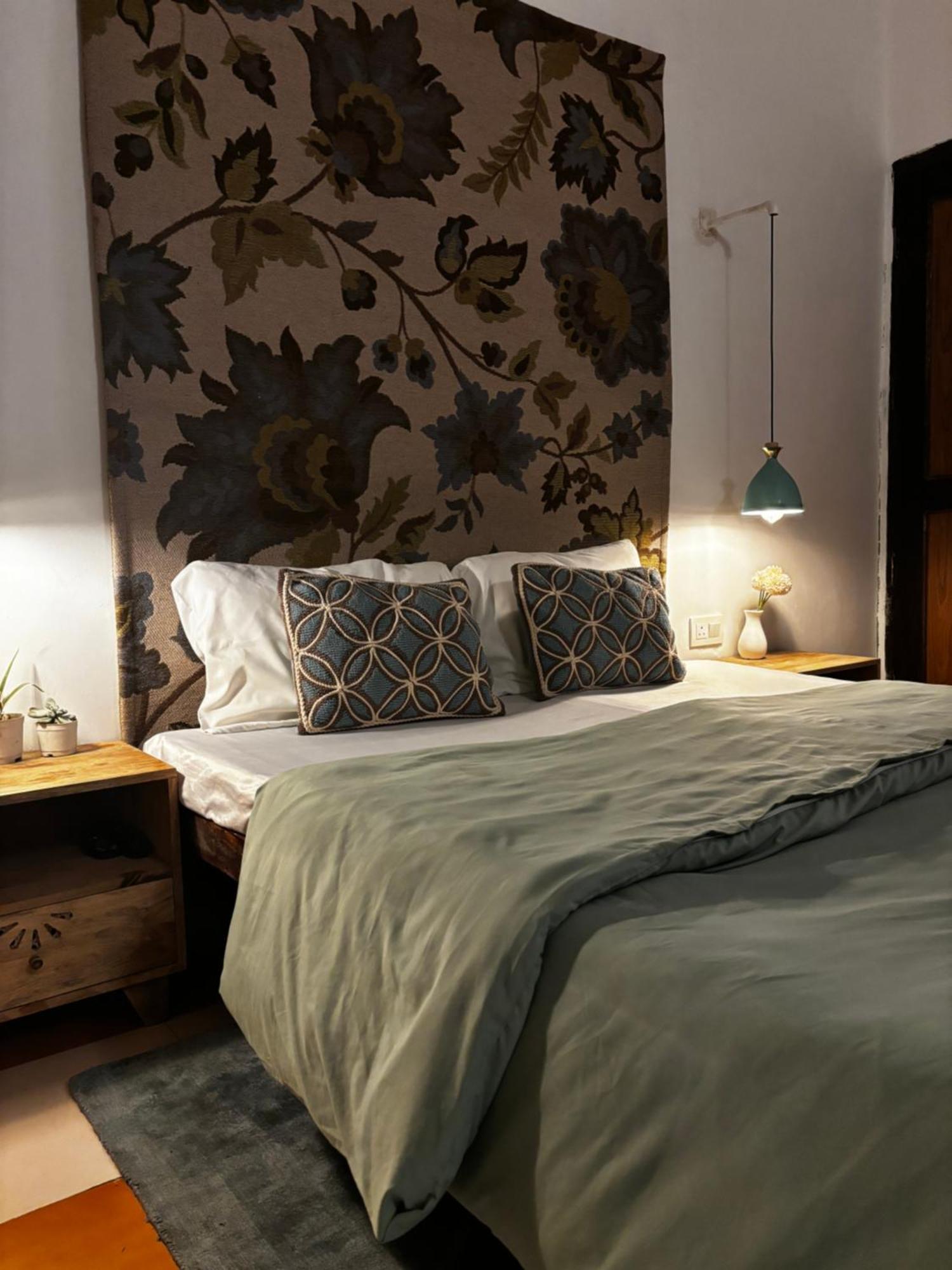 1111 Private - Thhpsociety - - Jacuzzi , Apple Orchard , Private Garden * Mukteshwar