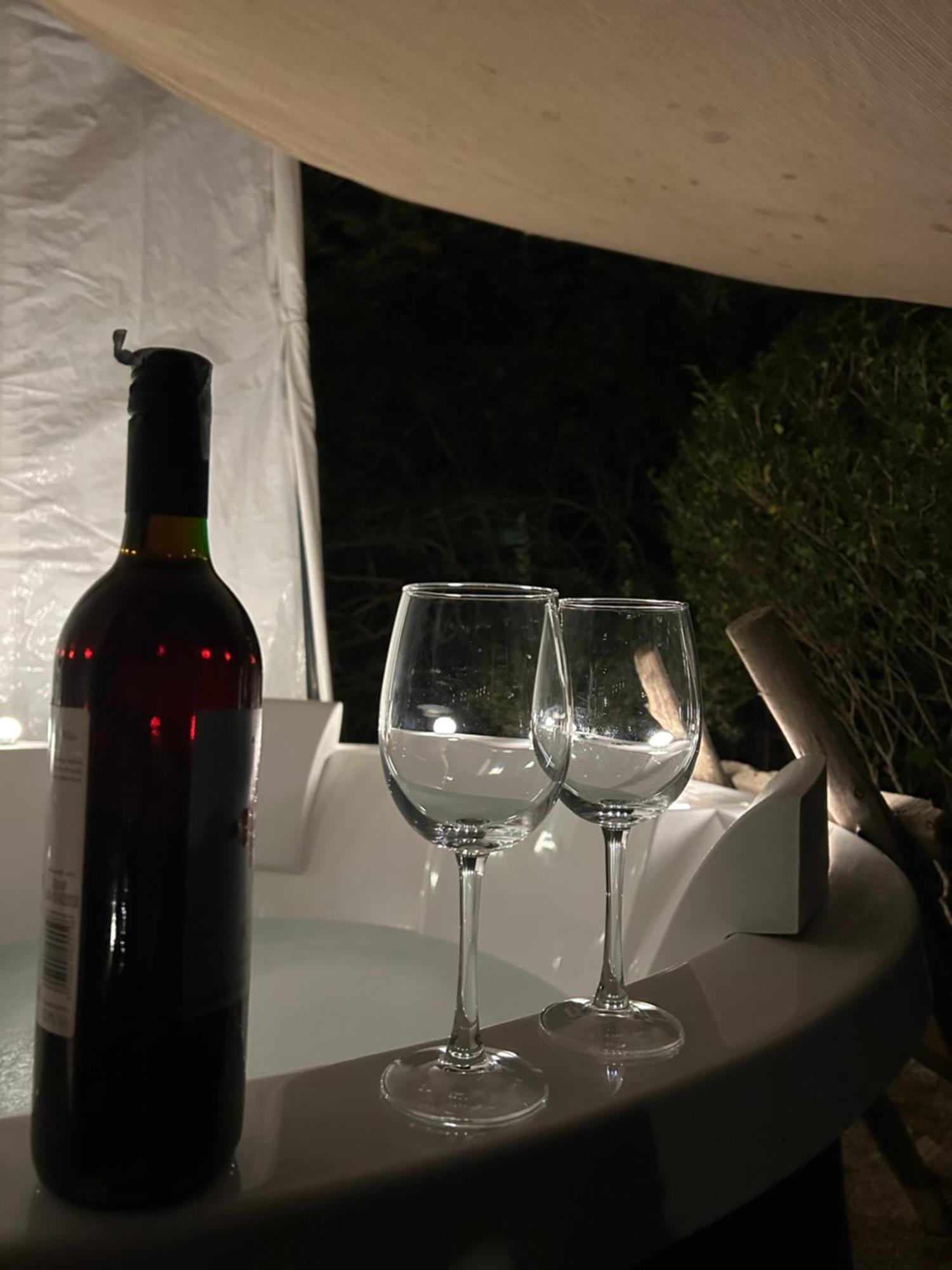 1111 Private - Thhpsociety - - Jacuzzi , Apple Orchard , Private Garden Holiday home