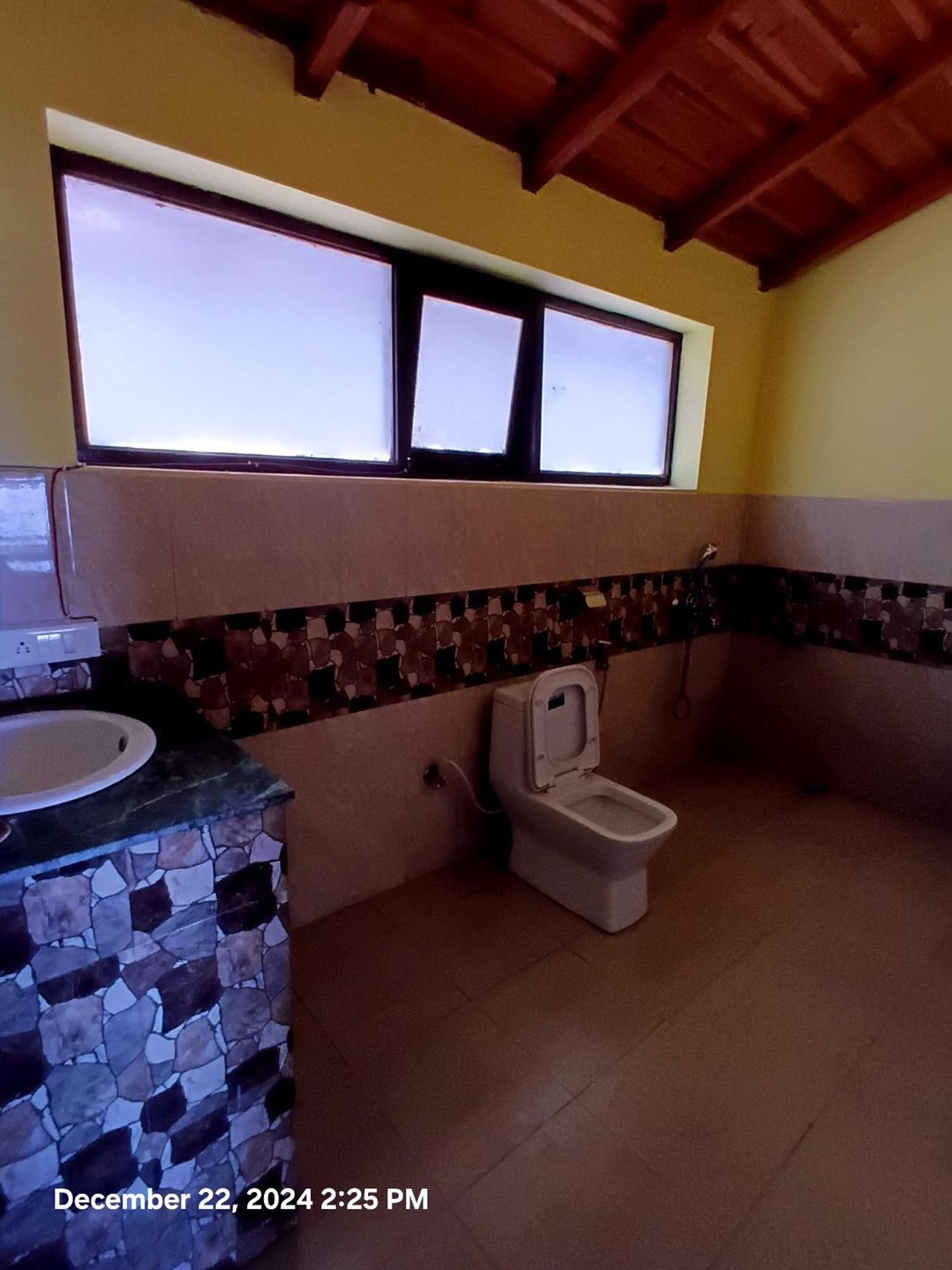 Lodge Way Wood Wind Mukteshwar
