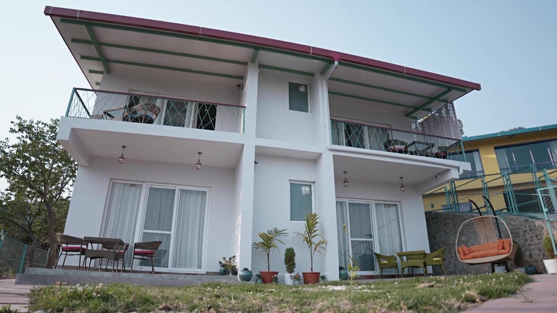 Adrushya Estates Luxury Suites, Mukteshwar