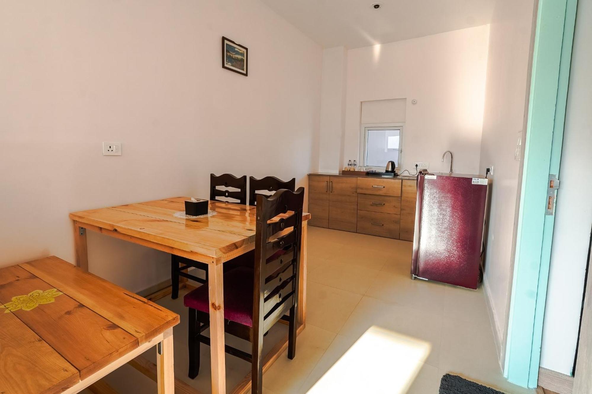 Adrushya Estates Luxury Suites, Hotel 3*