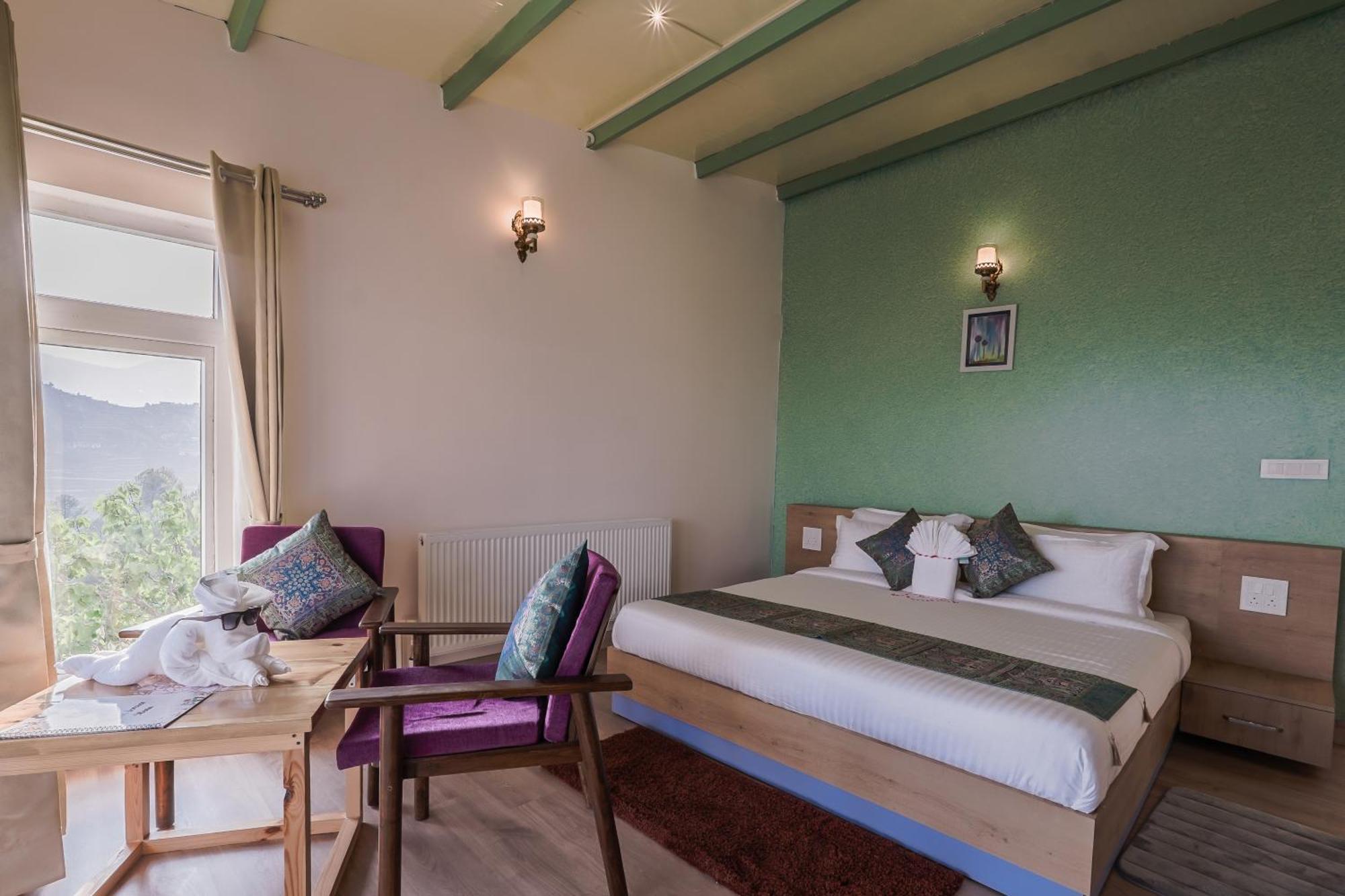 Adrushya Estates Luxury Suites, Hotel Mukteshwar