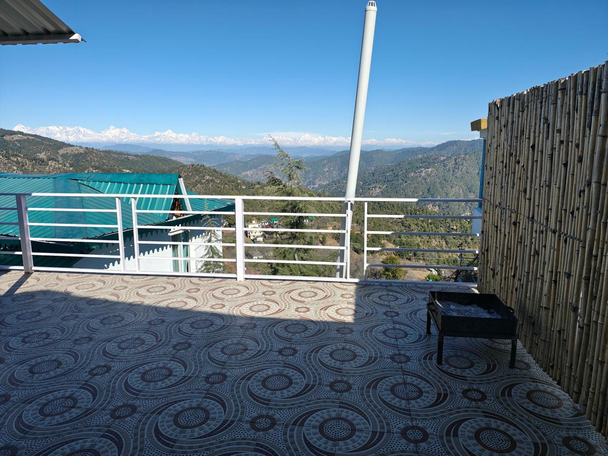 Hotel Abhi's