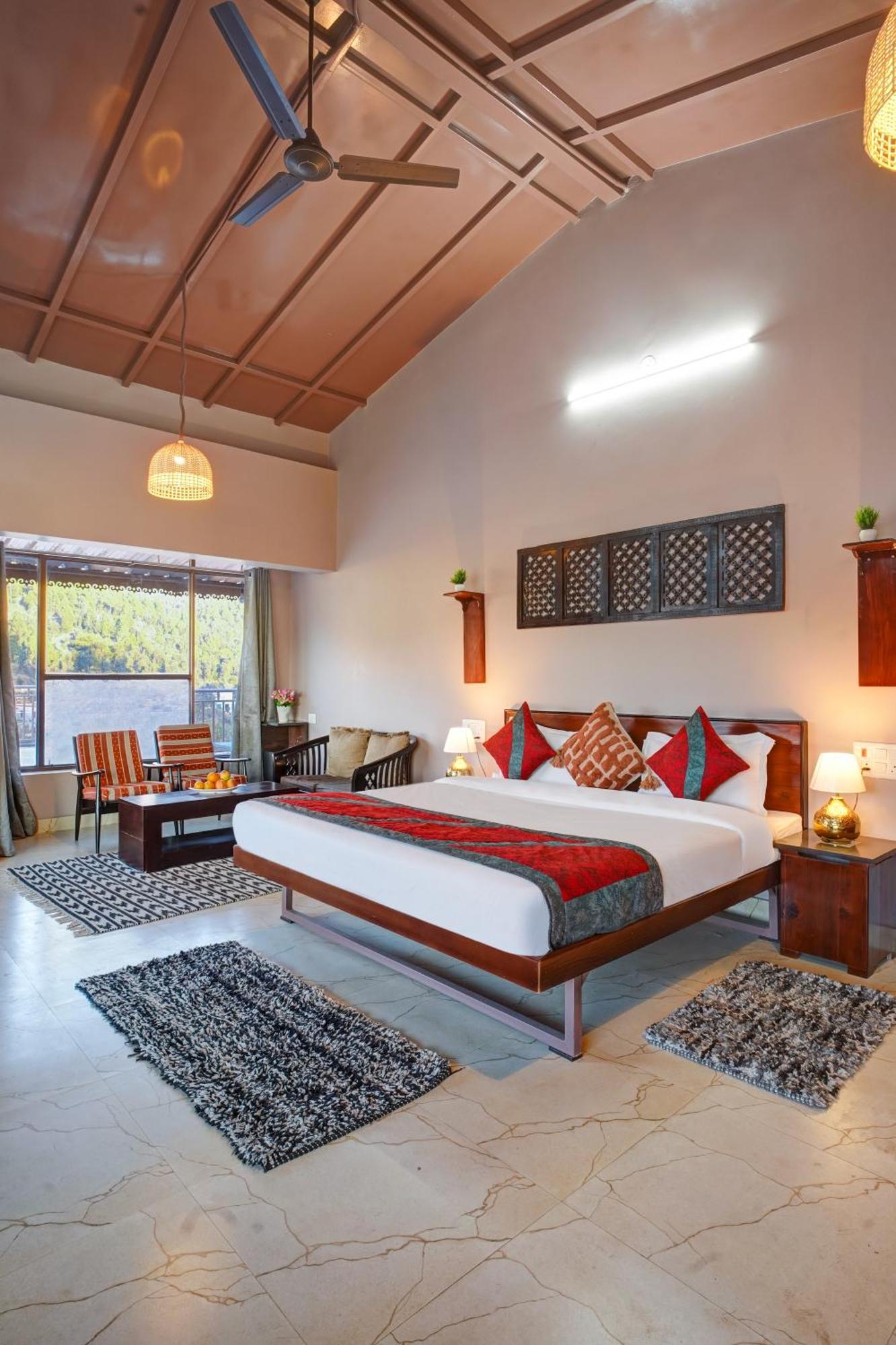 Villa Nature's Vibe - A 4bhk Plum Orchard *