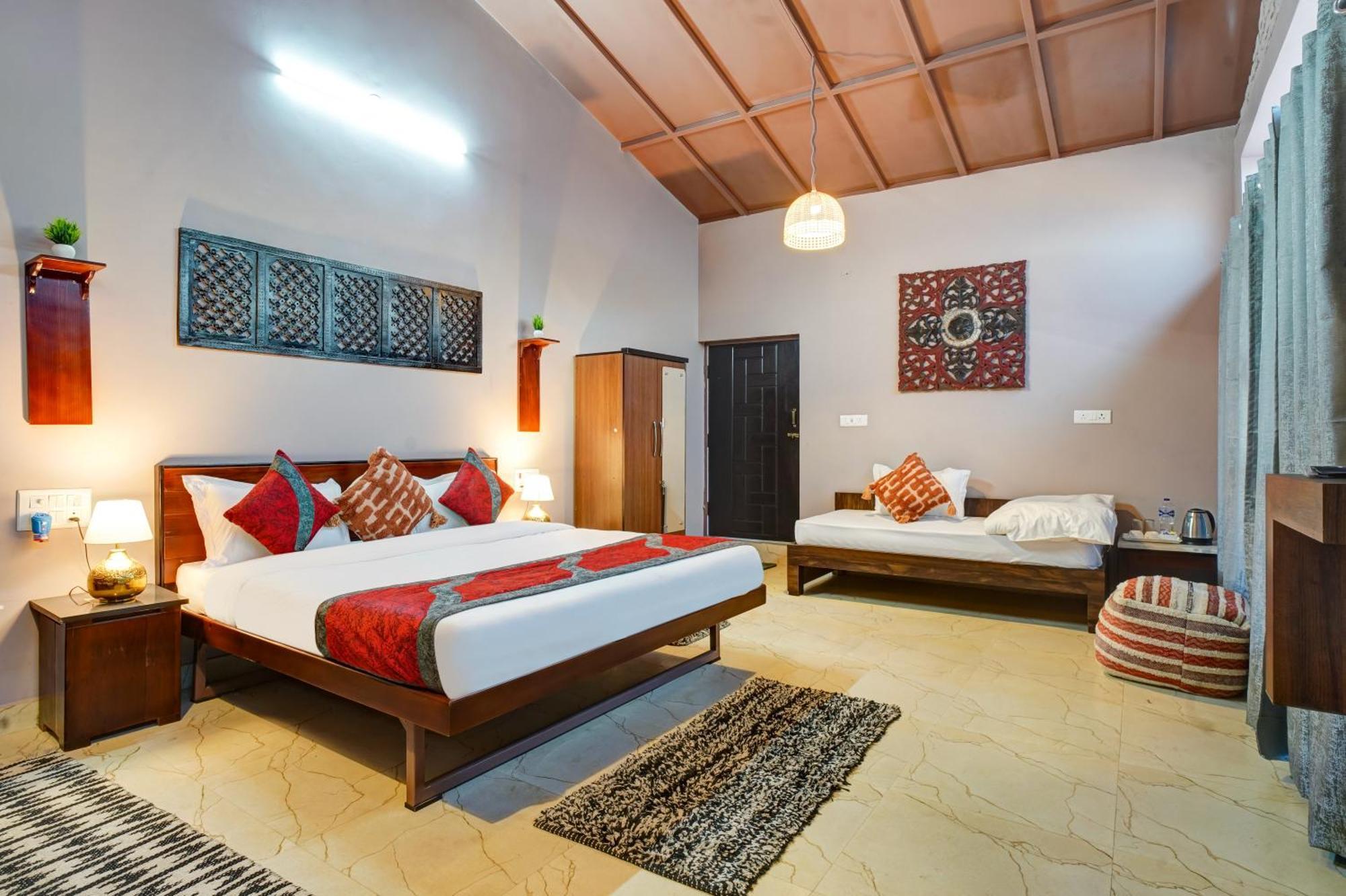 Villa Nature's Vibe - A 4bhk Plum Orchard Mukteshwar