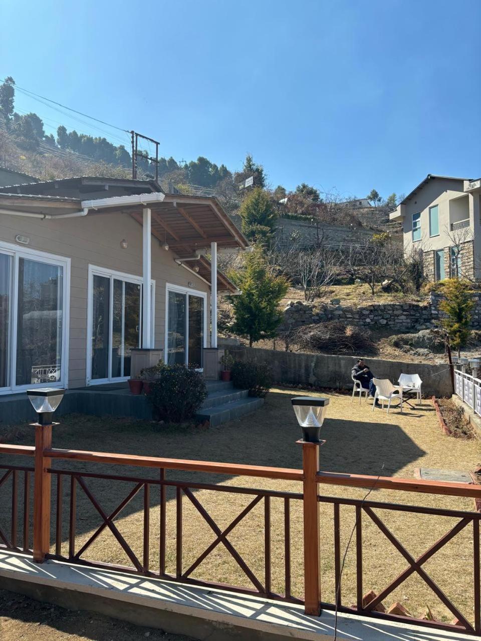 Resort Qcent Club Mukteshwar