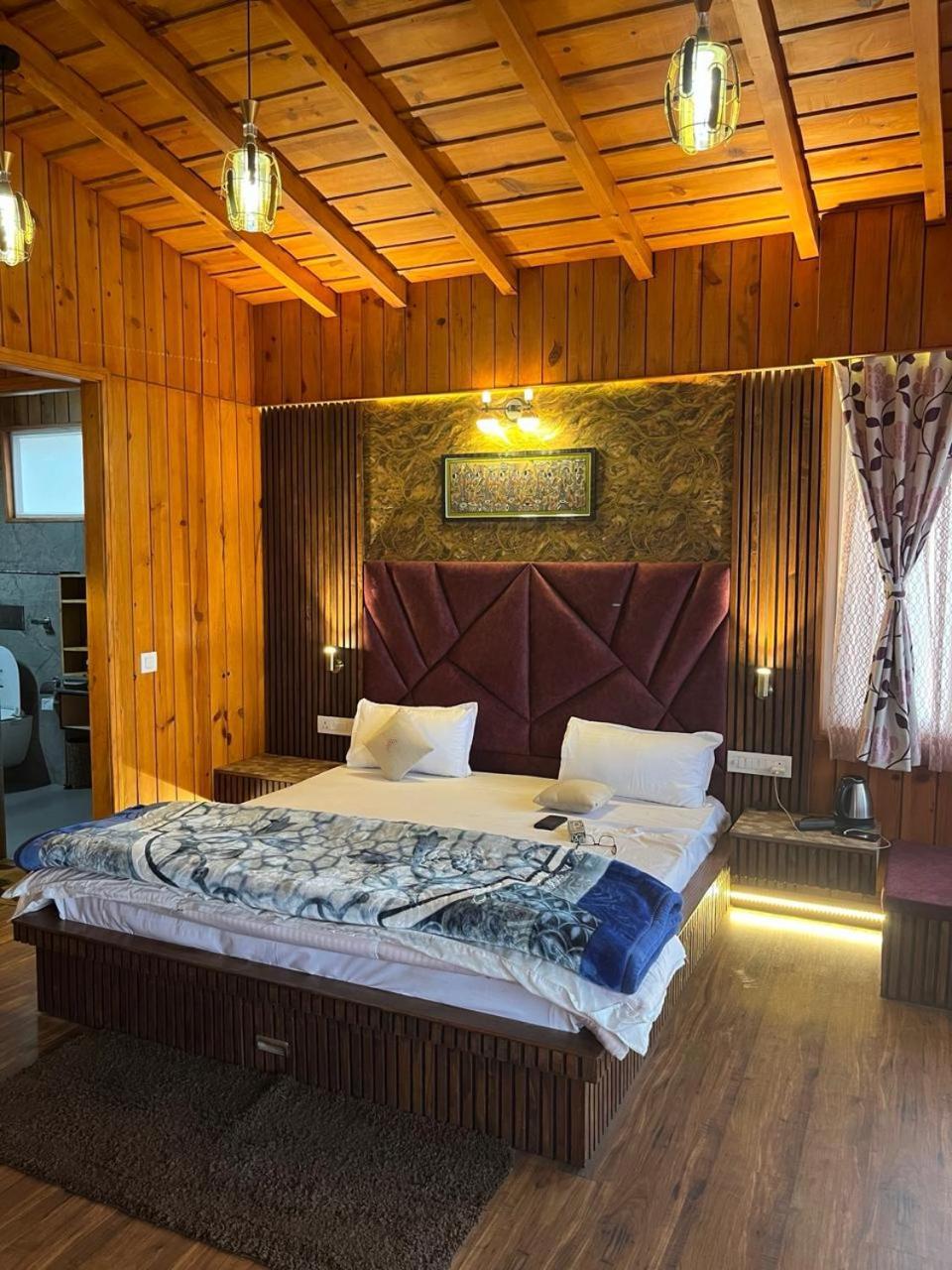 Resort Qcent Club