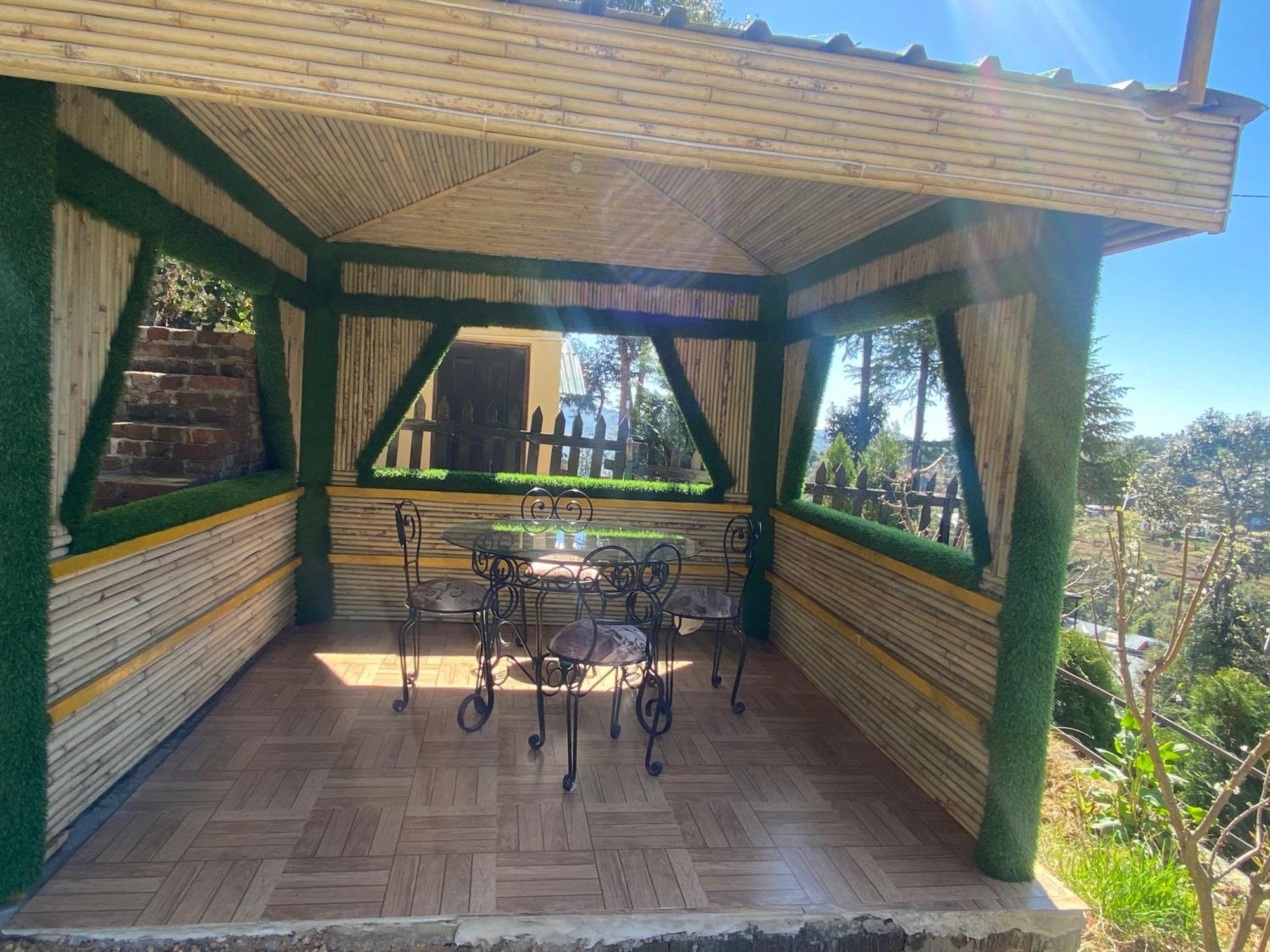 Guest house Khushi