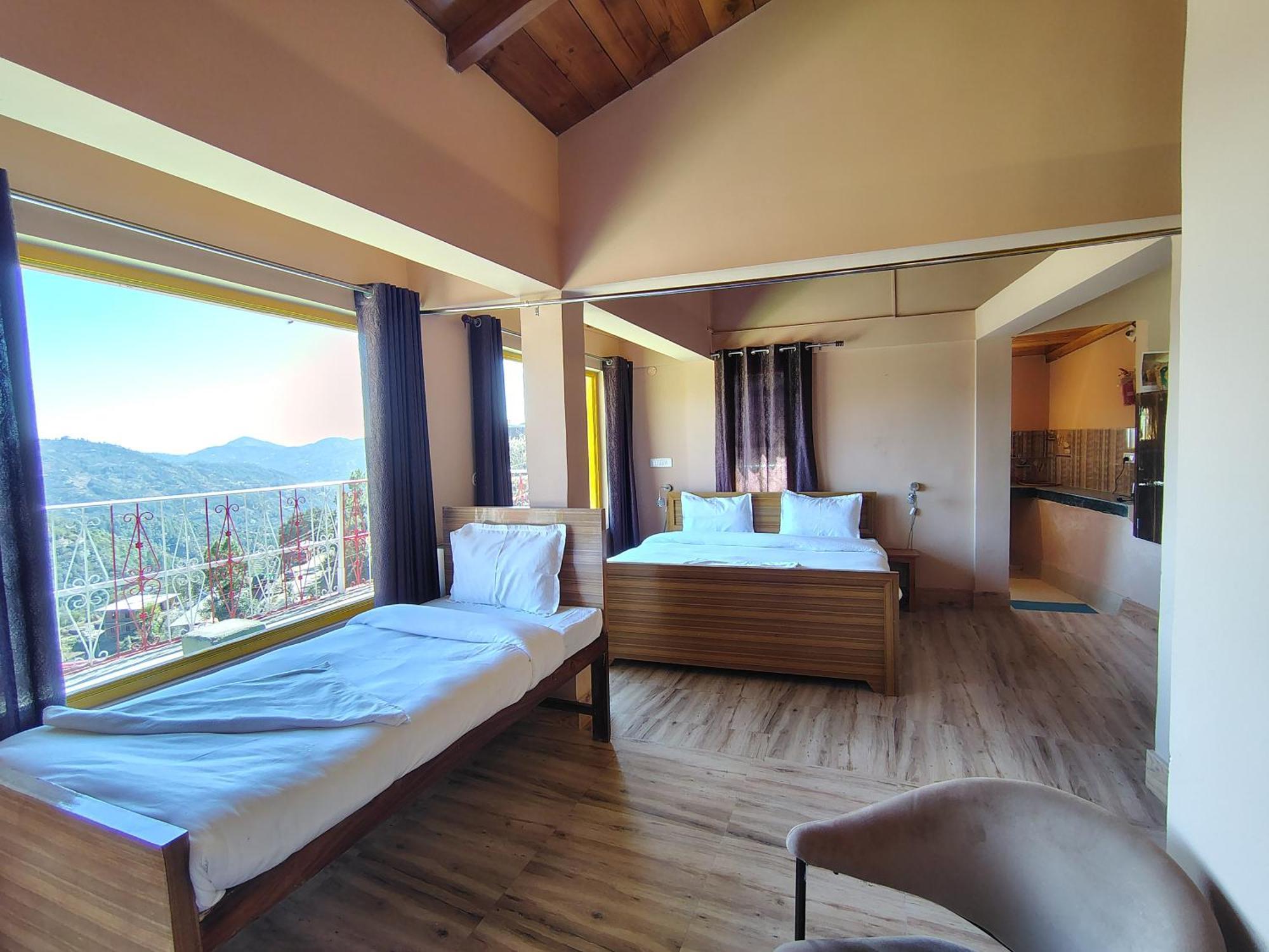 Commander Hotel 2*