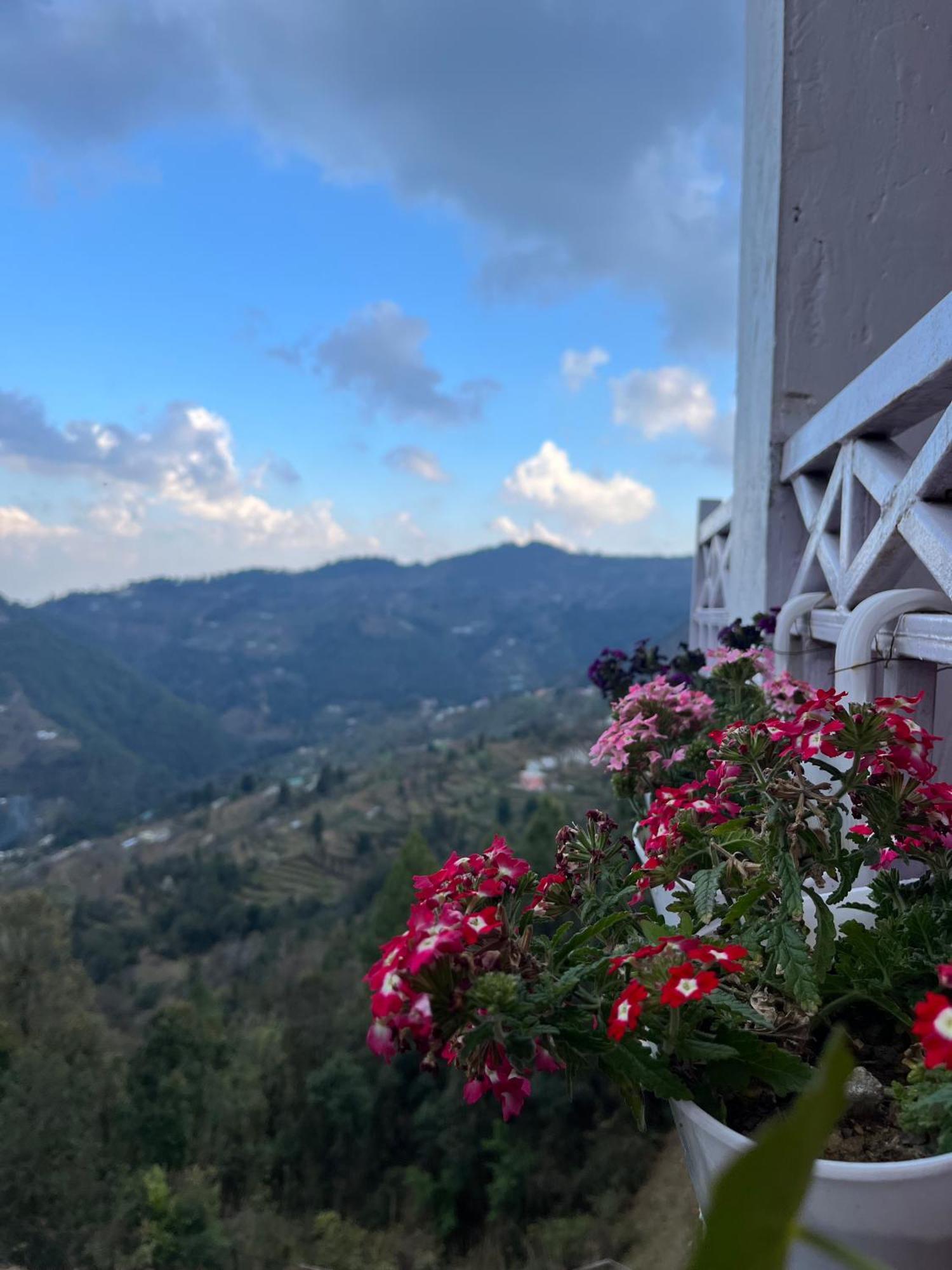 Ecoescape * Mukteshwar