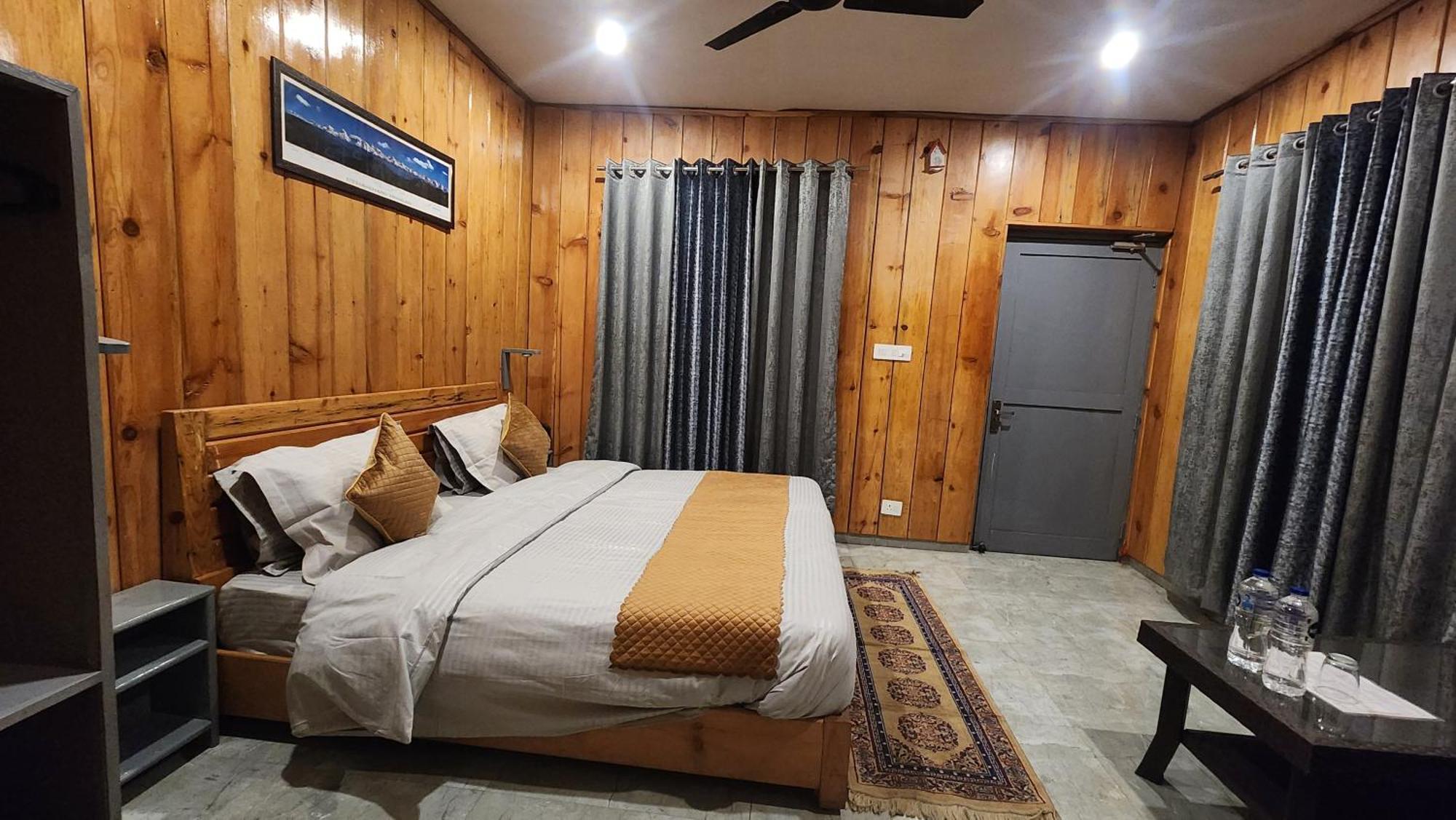 Neelkanth Retreat Resort *