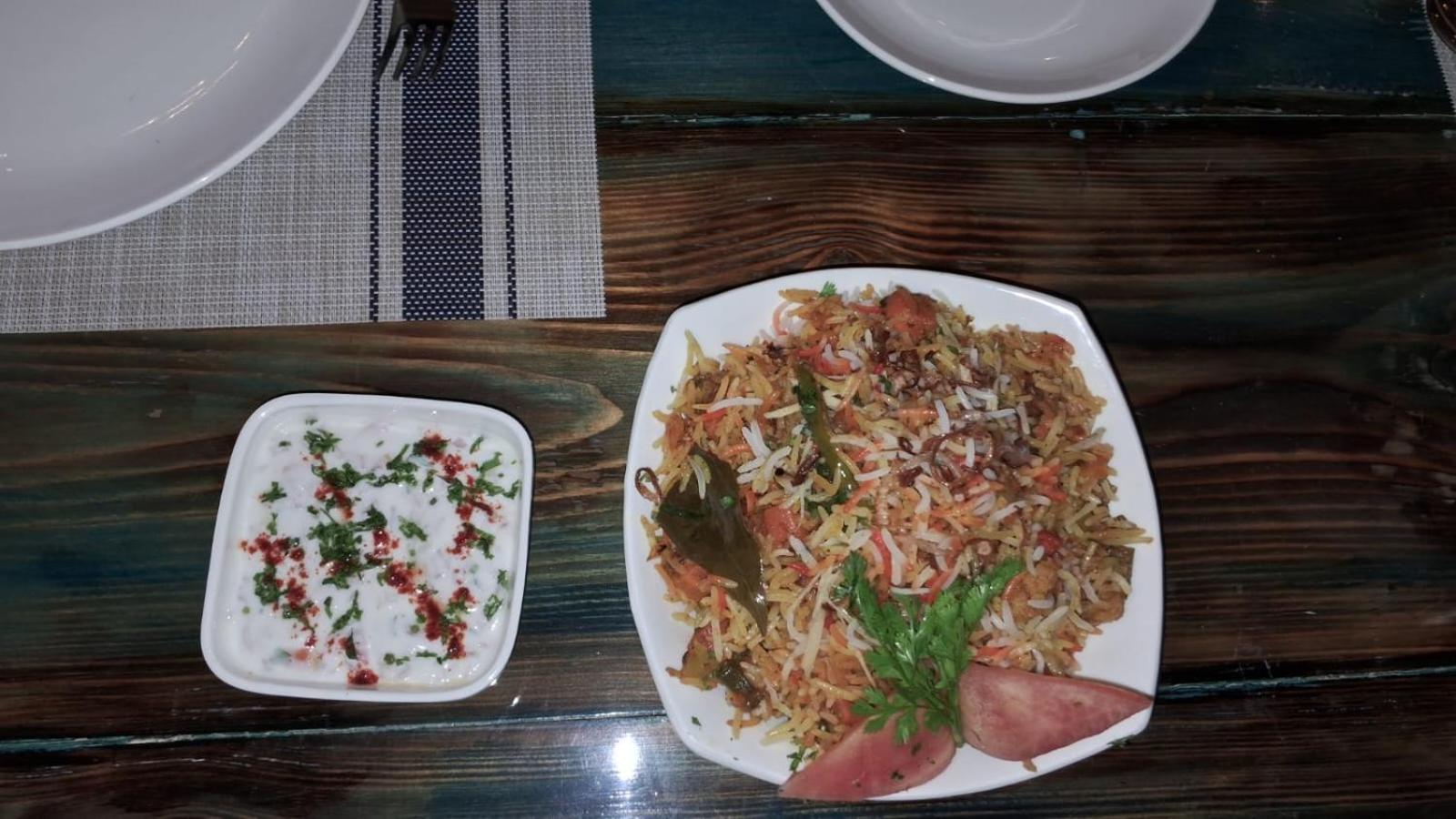 Hotel Adrushya Estates Luxury Suites, Mukteshwar