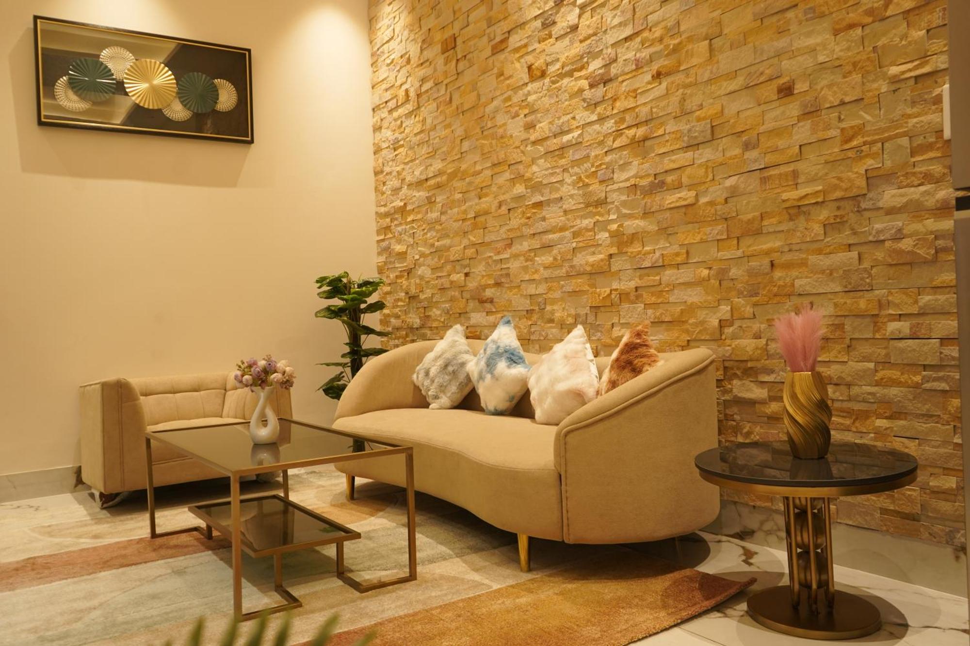 Hotel Uptown Kingdom The Luxury