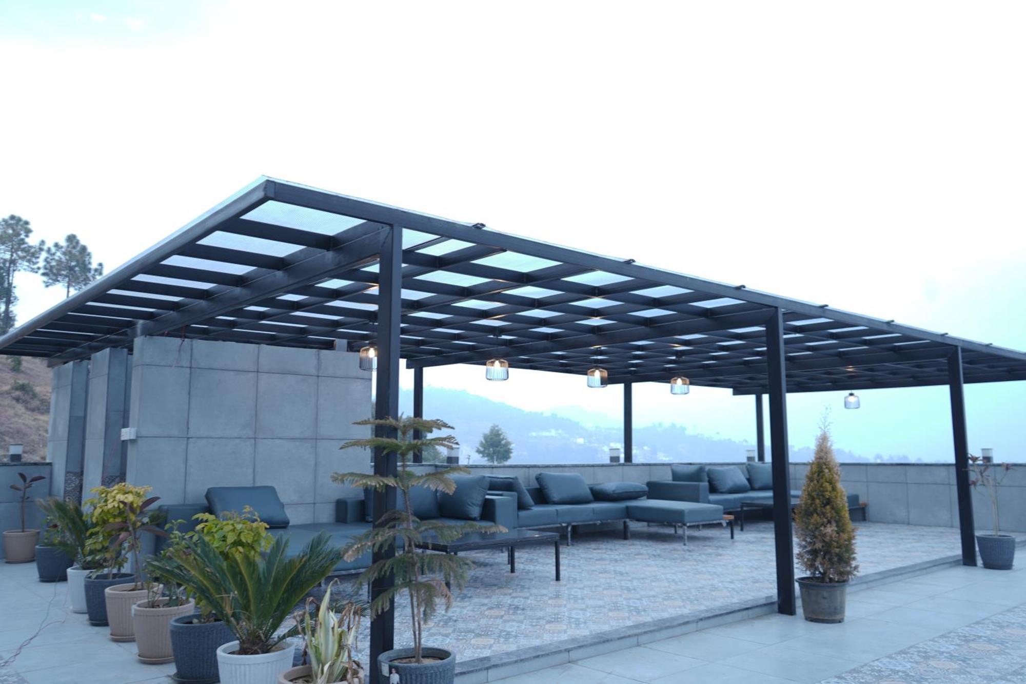 Uptown Kingdom The Luxury Hotel 4*