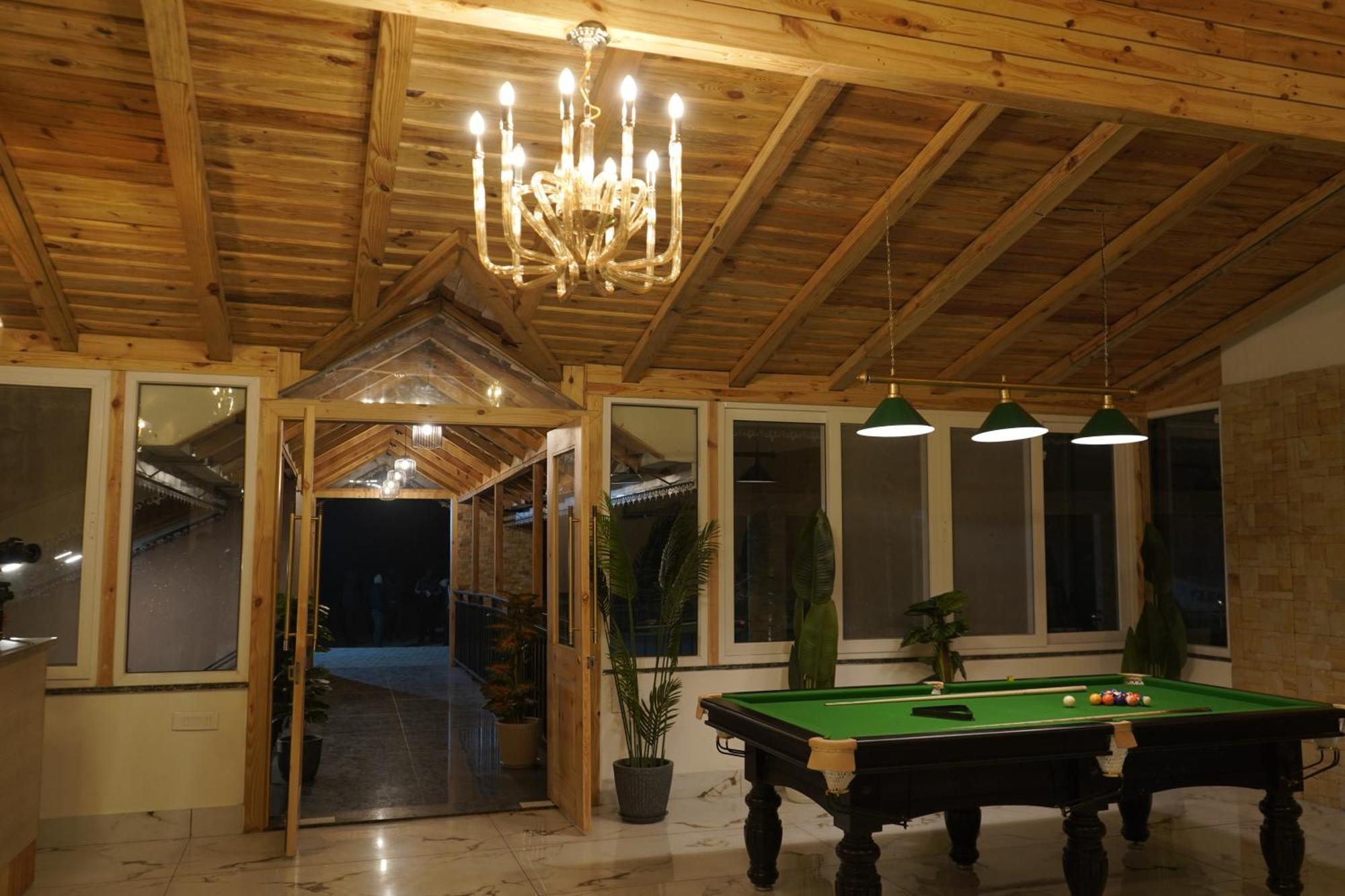 Uptown Kingdom The Luxury Hotel Mukteshwar