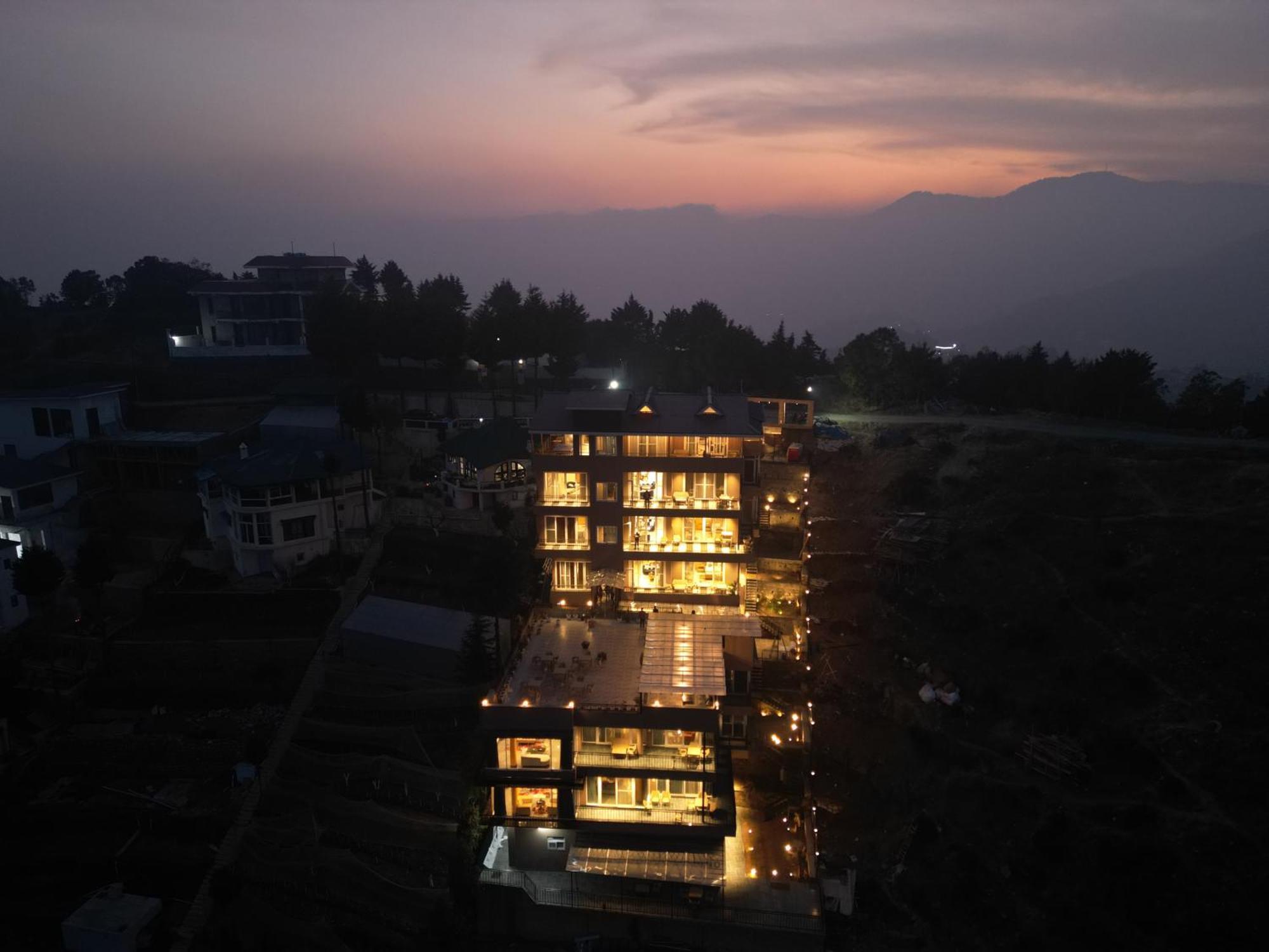 Hotel Uptown Kingdom The Luxury Mukteshwar