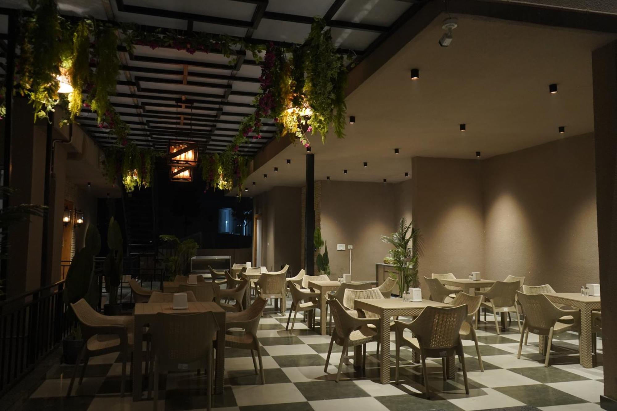 Hotel Uptown Kingdom The Luxury 4*
