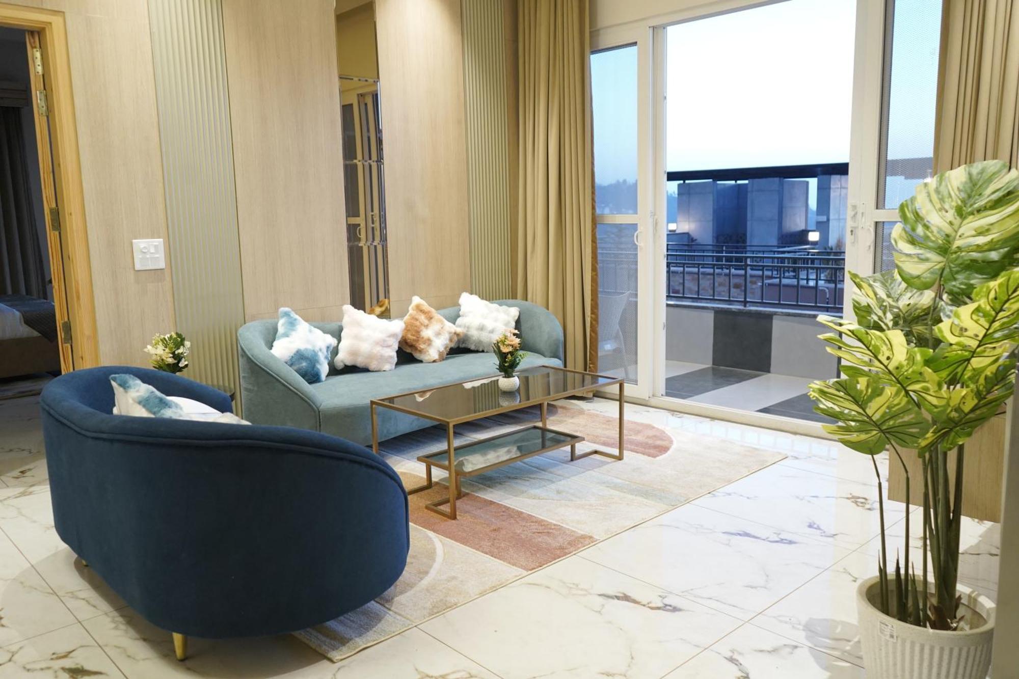 Uptown Kingdom The Luxury Hotel
