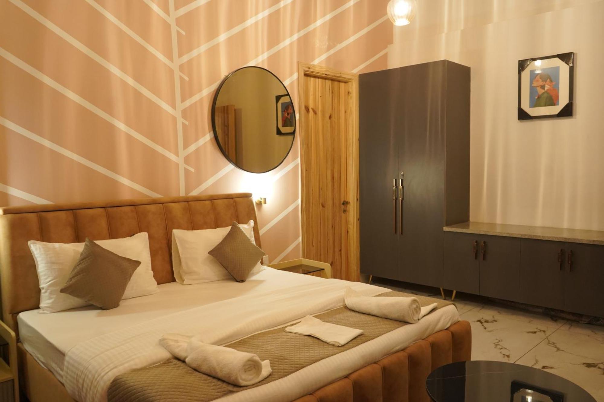 Hotel Uptown Kingdom The Luxury 4*