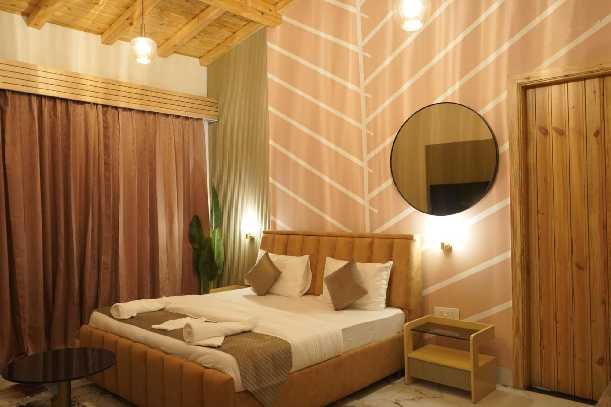 Uptown Kingdom The Luxury Mukteshwar