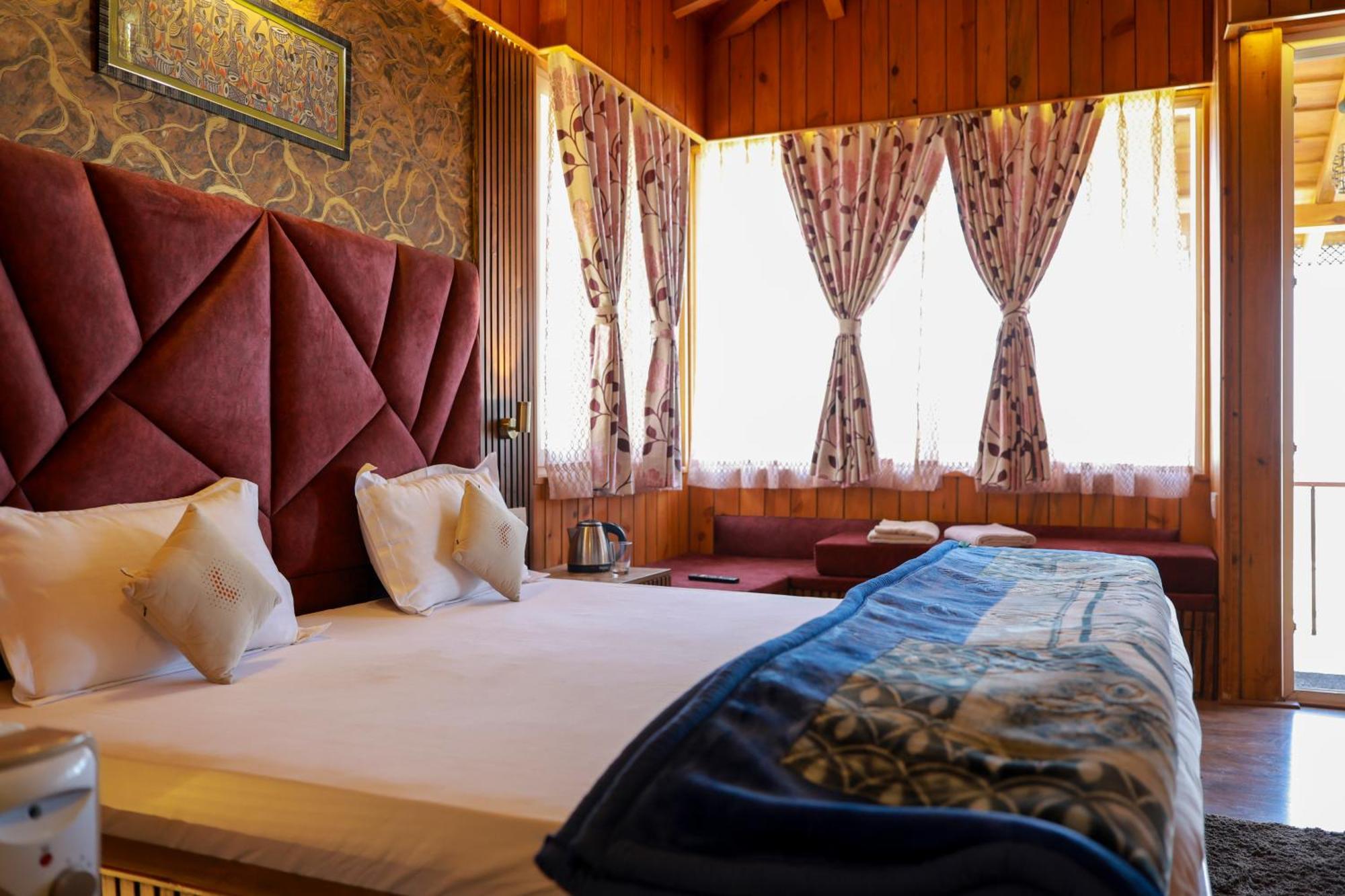 Resort Qcent Club *