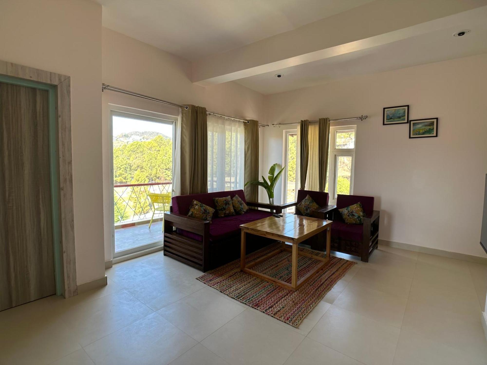 Adrushya Estates Luxury Suites, 3*