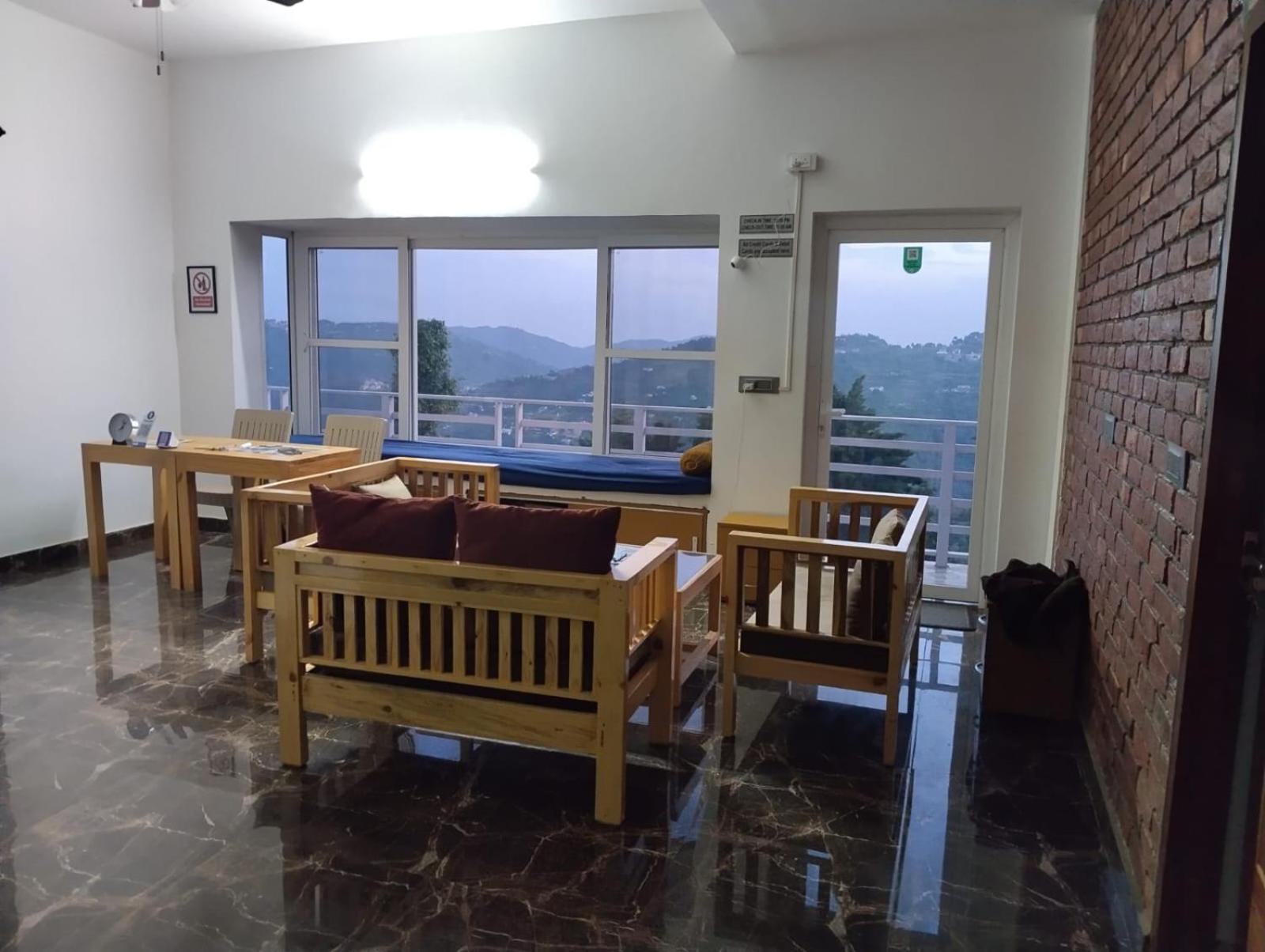 Hotel Abhi's 3*