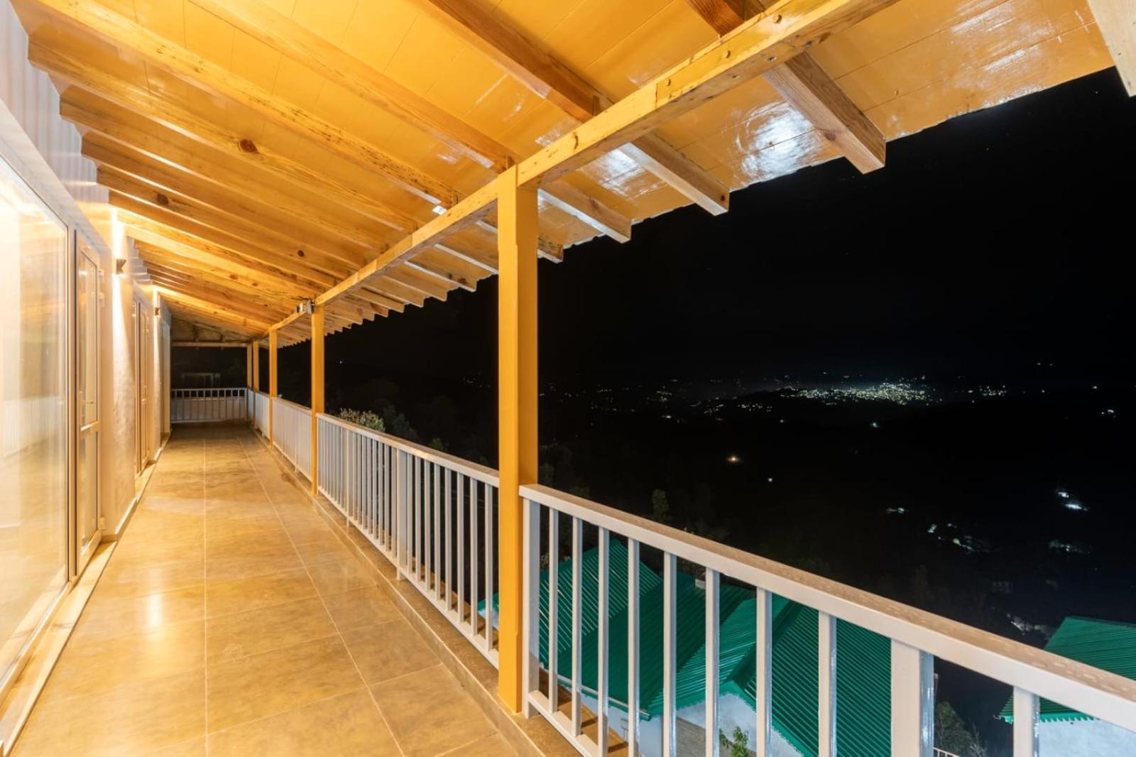 Shree Parijat - Luxury In Resort Mukteshwar