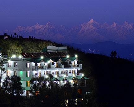 V Oak Resort, Resort