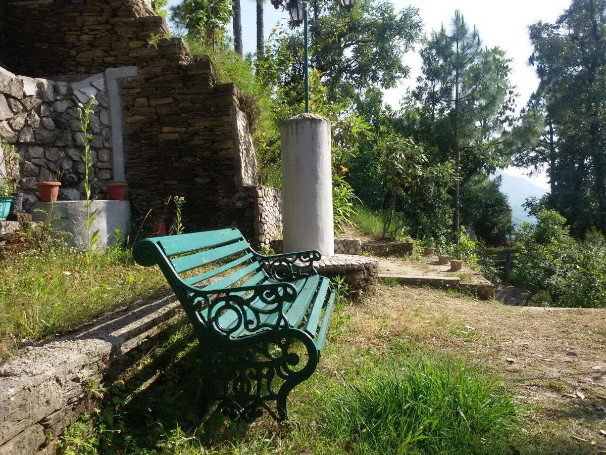 Hotel Whispering Heights Mukteshwar