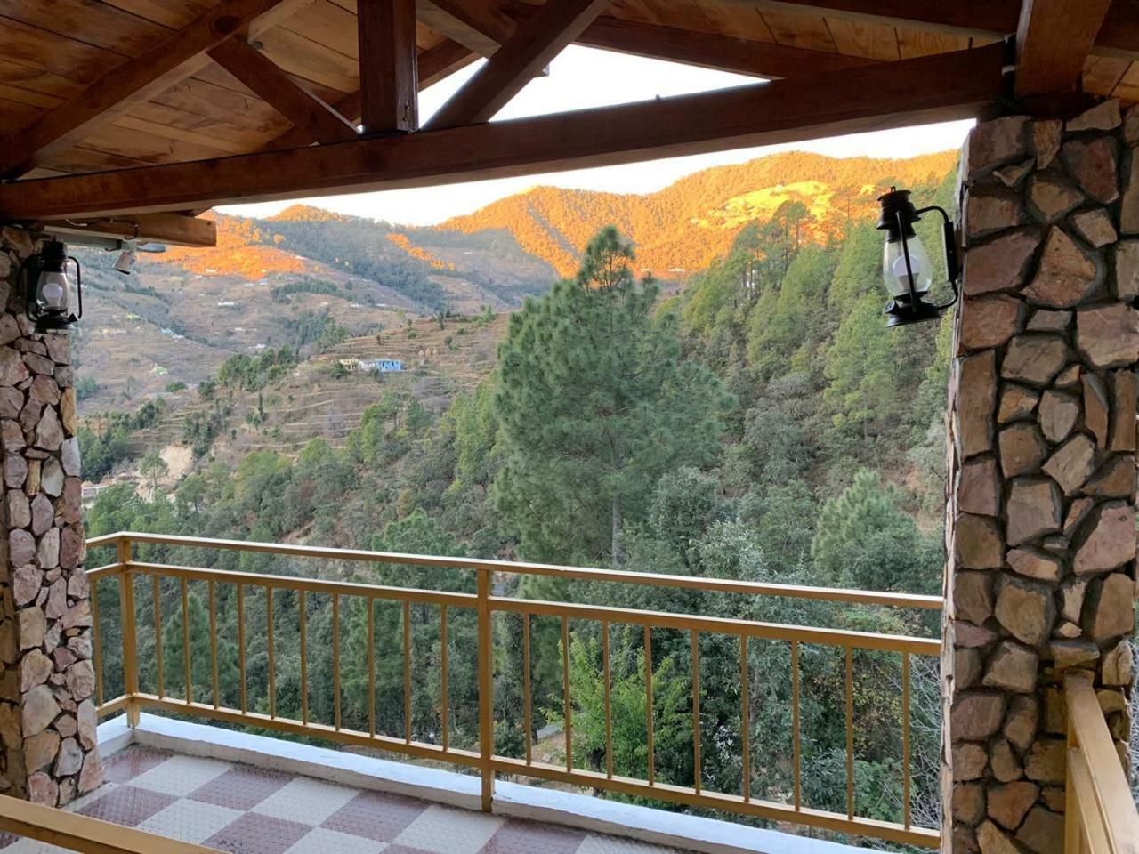 Hotel Aaradhey 3*