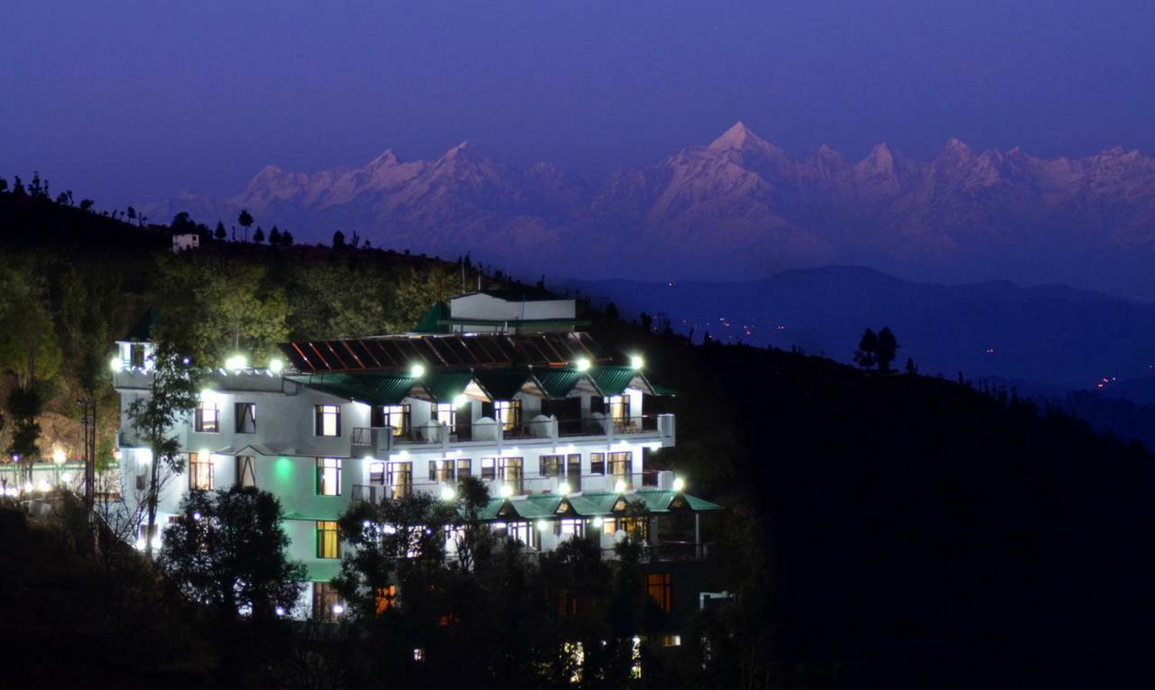 Hotel Green Oak Mukteshwar